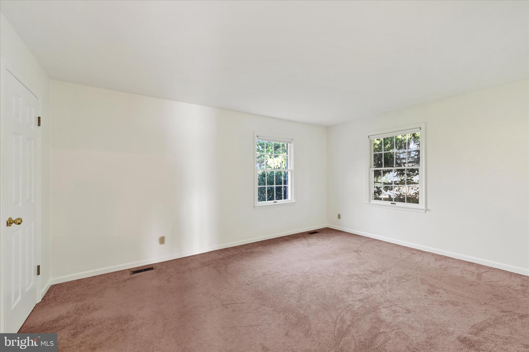 HAMPSTEAD HEIGHTS - Residential