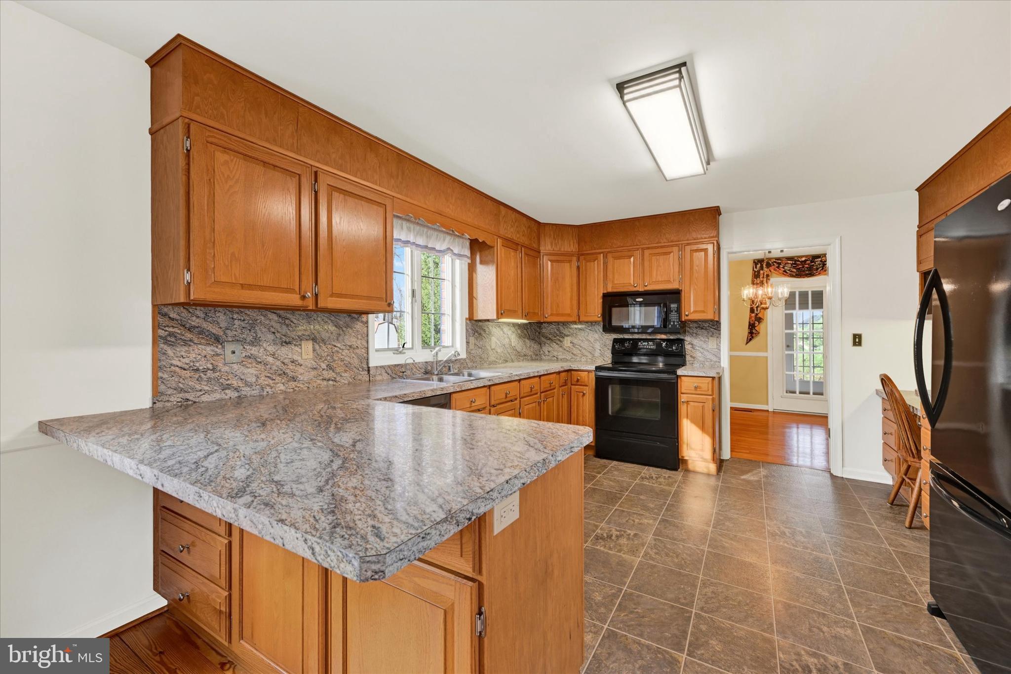 HAMPSTEAD HEIGHTS - Residential