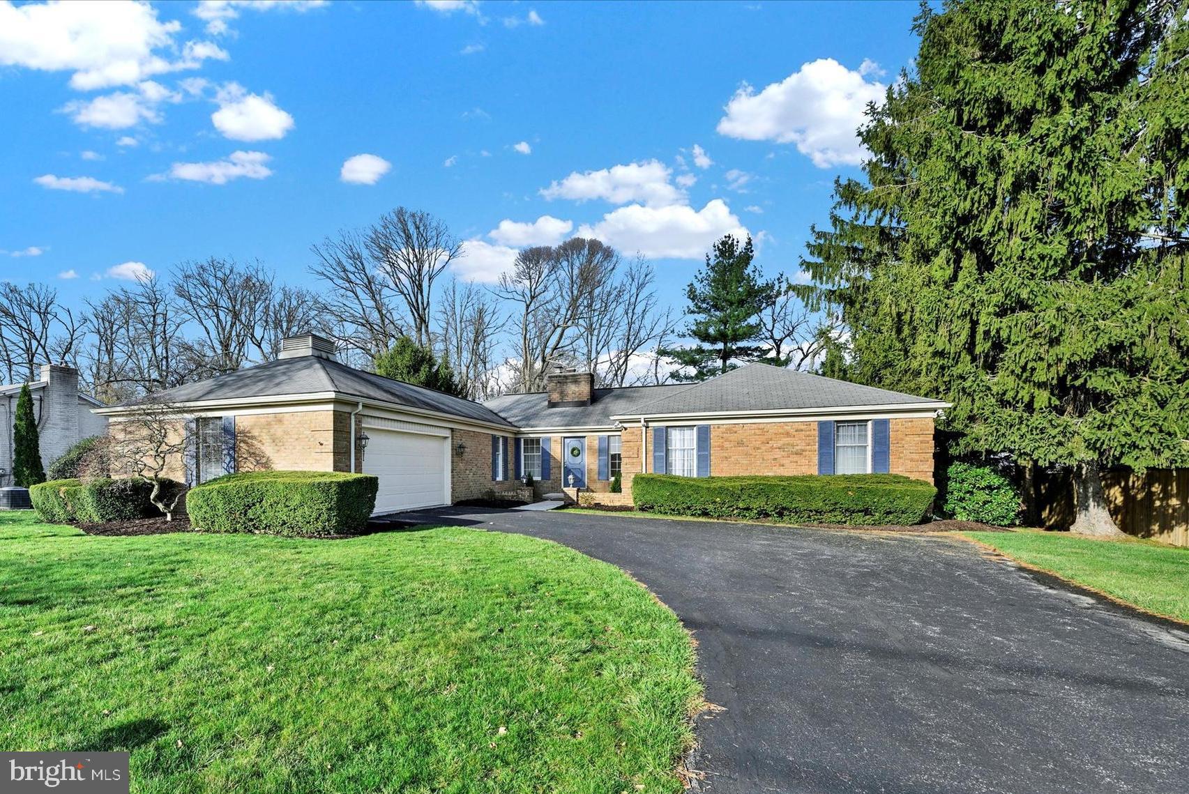 HAMPSTEAD HEIGHTS - Residential