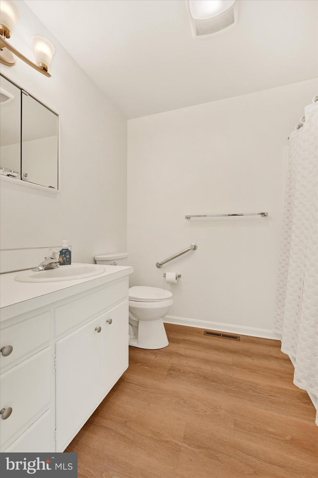 HAMPSTEAD HEIGHTS - Residential