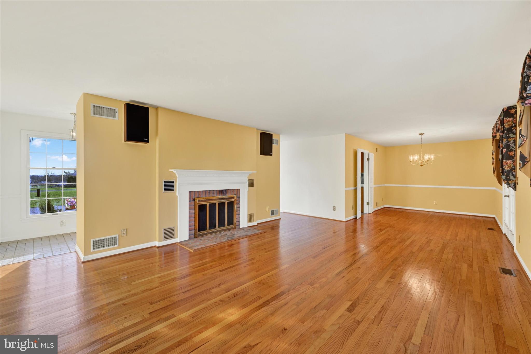 HAMPSTEAD HEIGHTS - Residential