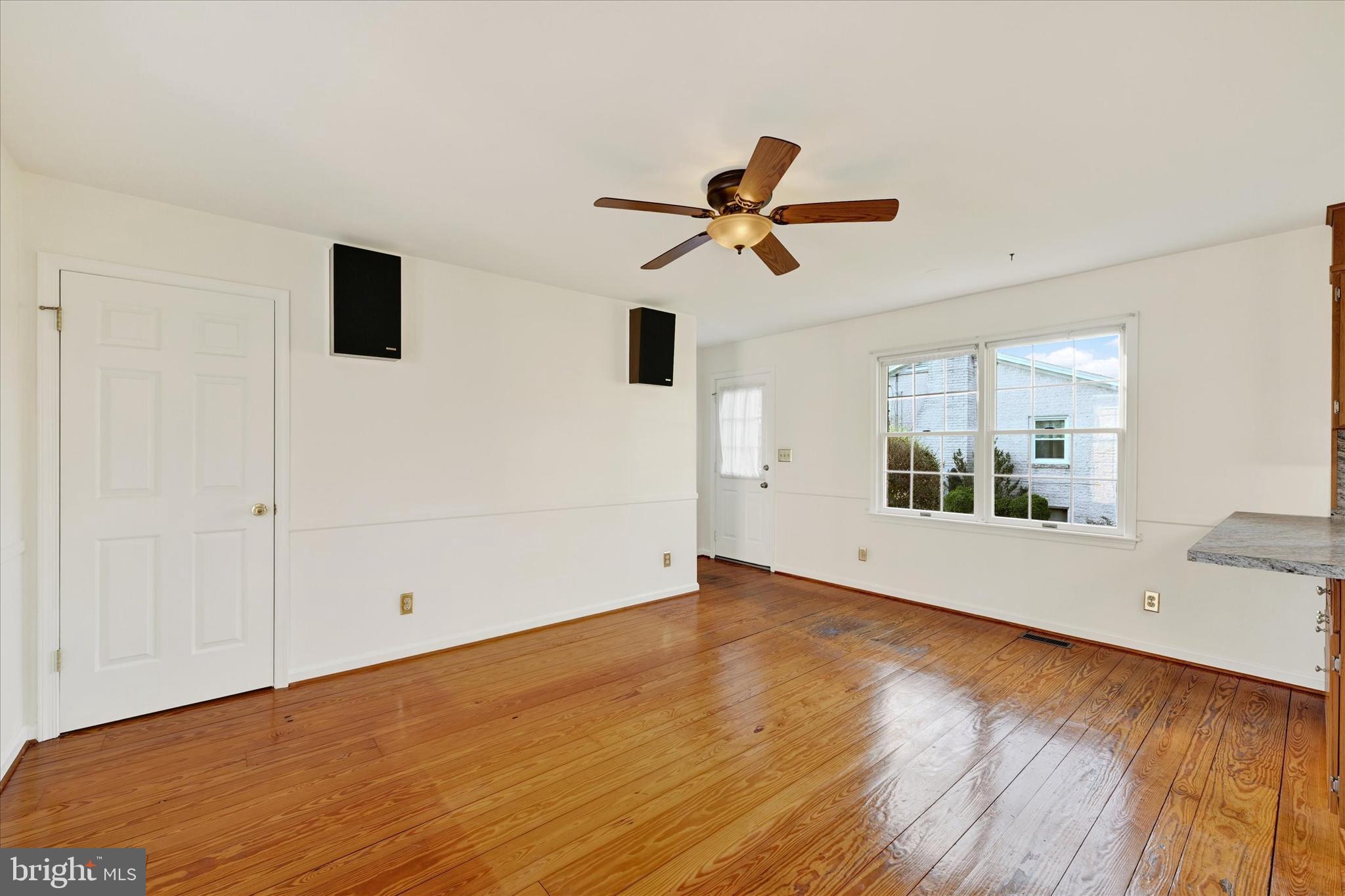 HAMPSTEAD HEIGHTS - Residential