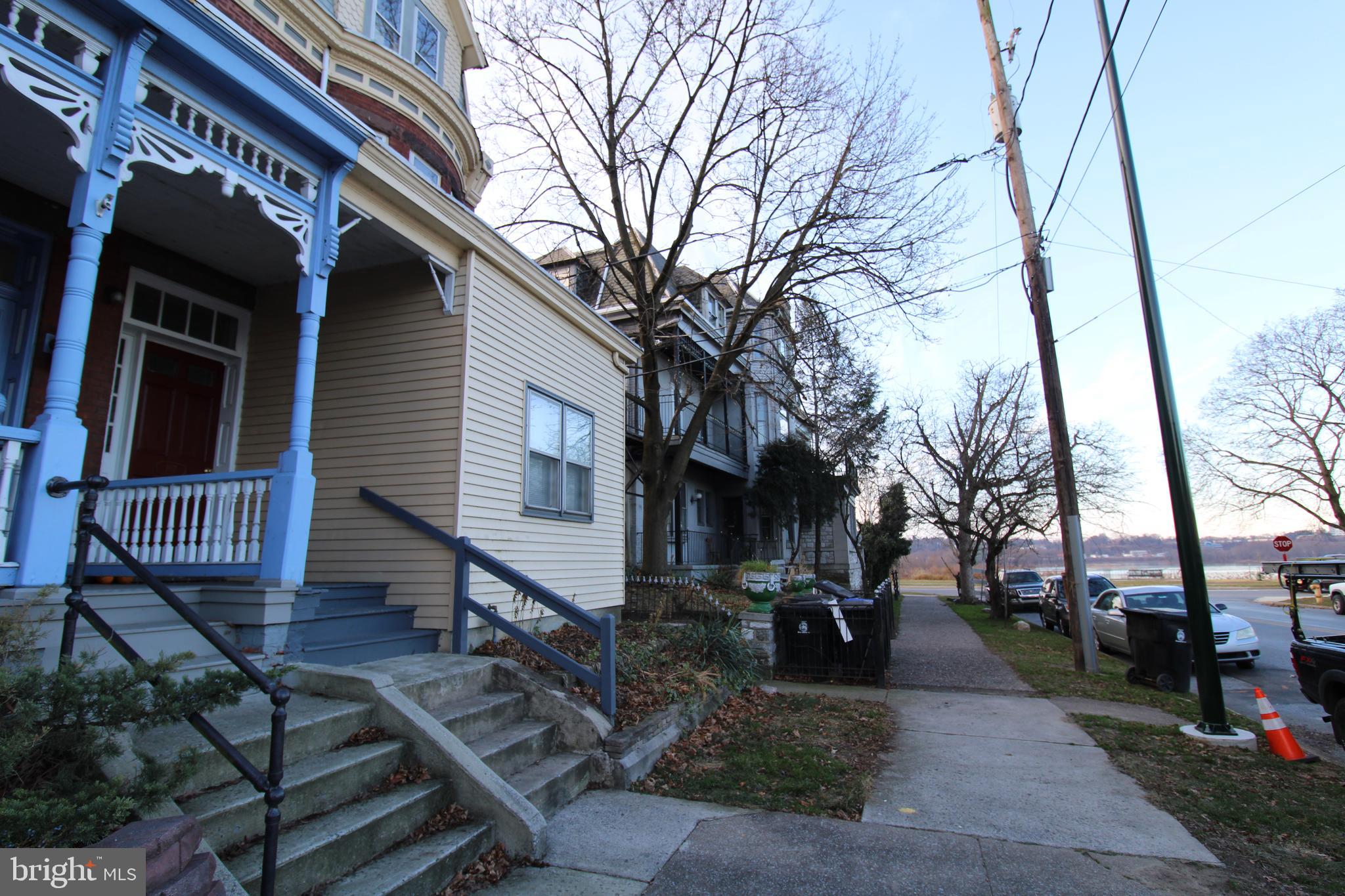 HISTORIC MIDTOWN - Commercial Sale