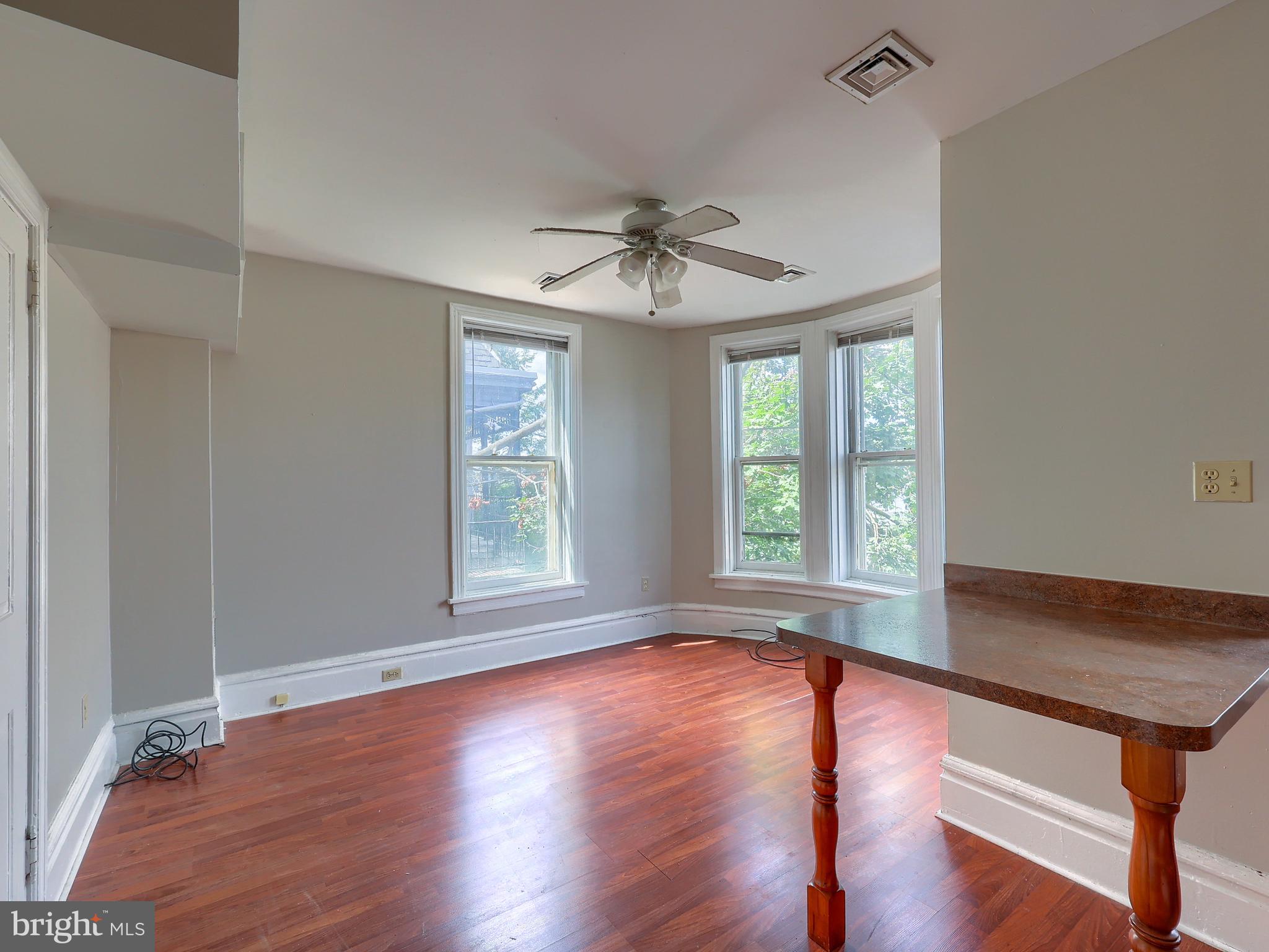 HISTORIC MIDTOWN - Commercial Sale