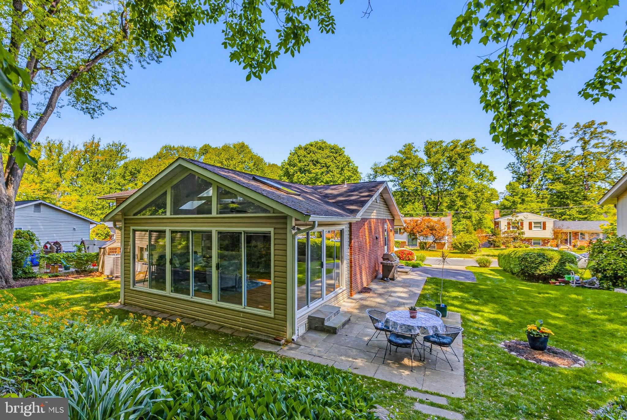 BEL PRE WOODS - Residential