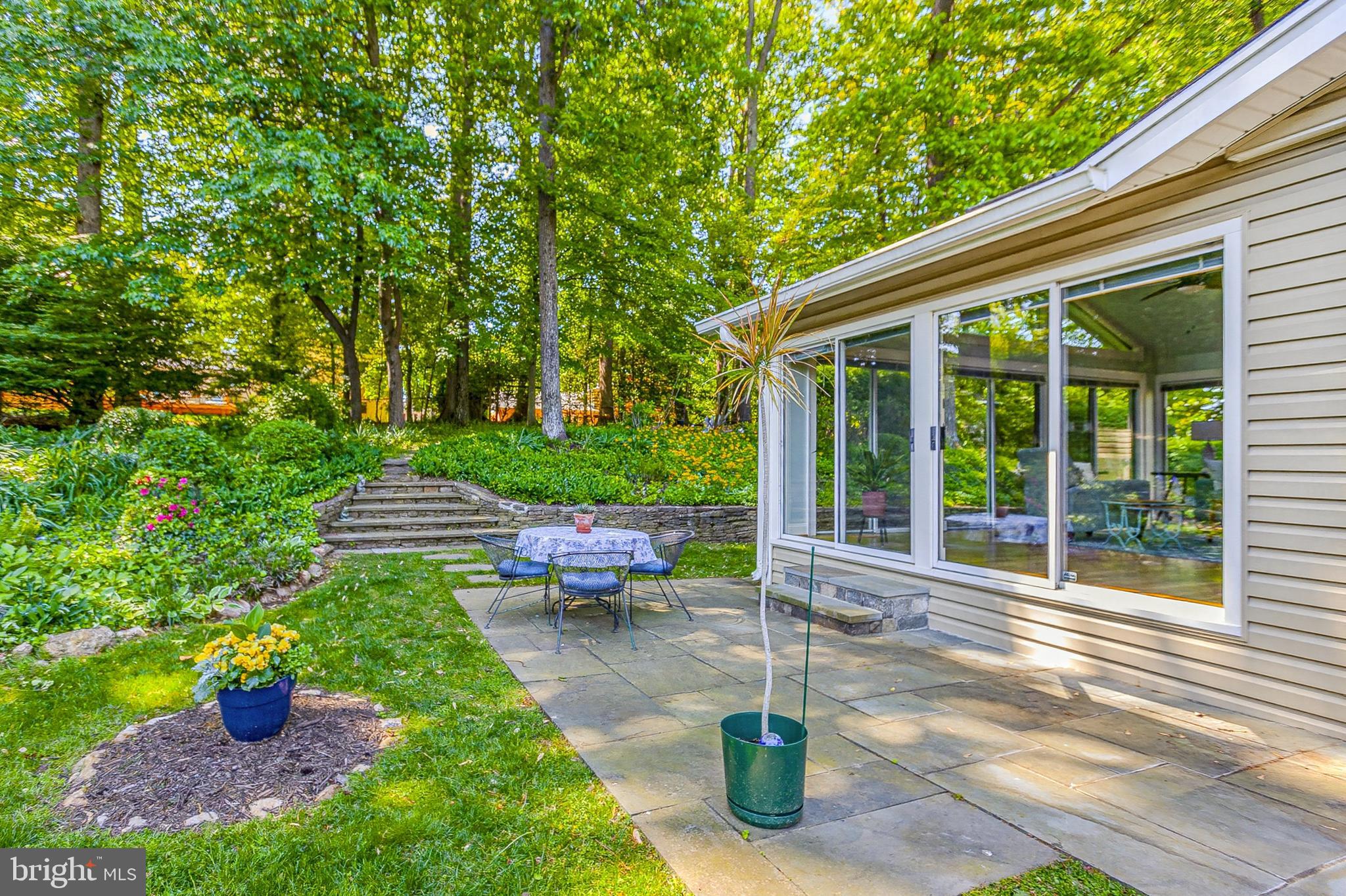 BEL PRE WOODS - Residential