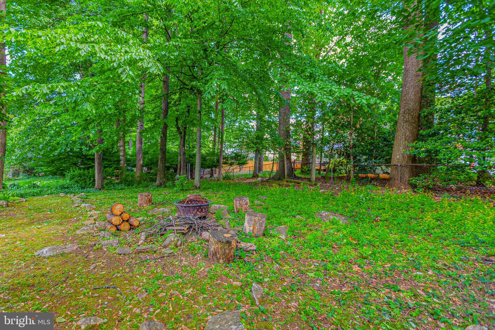 BEL PRE WOODS - Residential