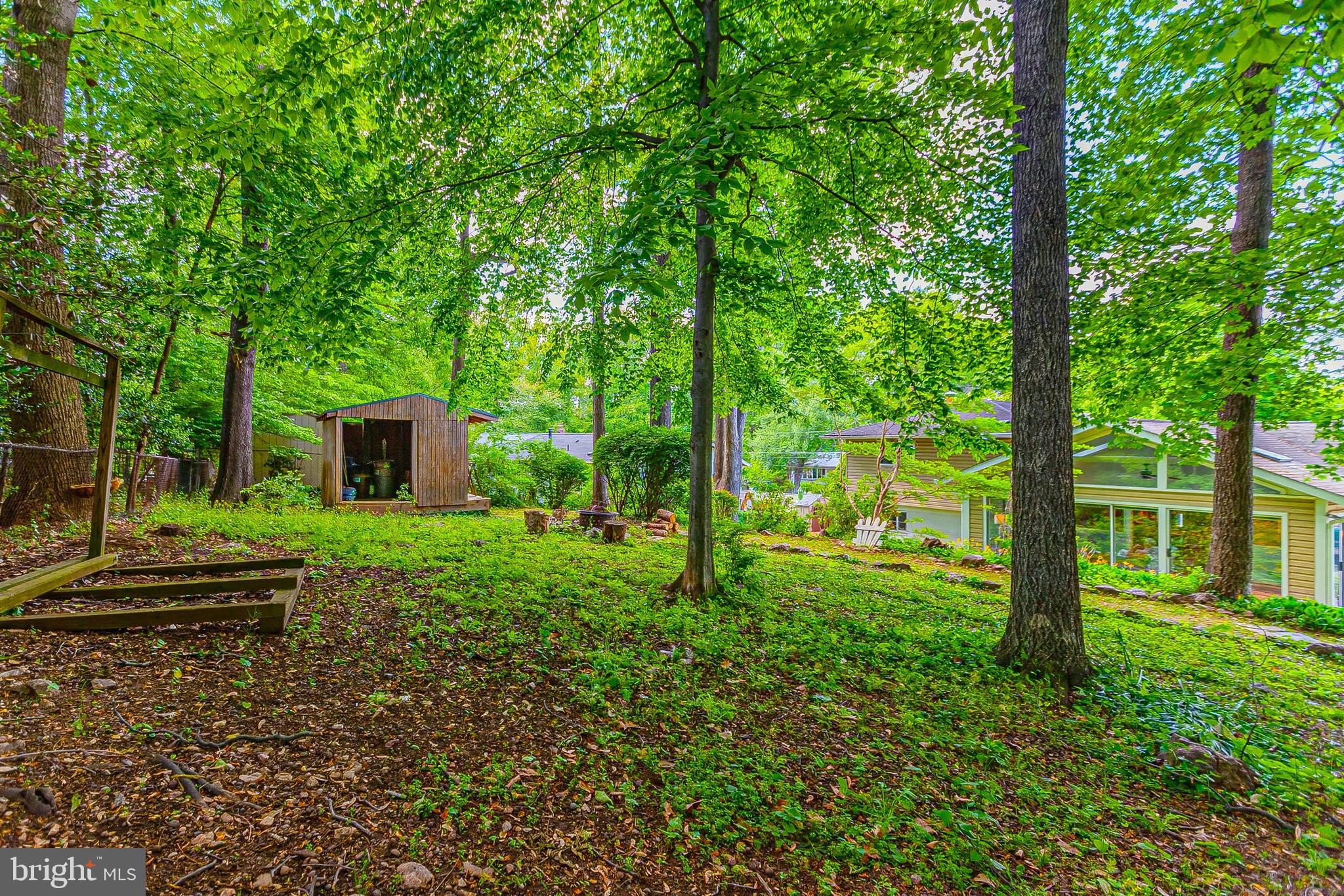 BEL PRE WOODS - Residential
