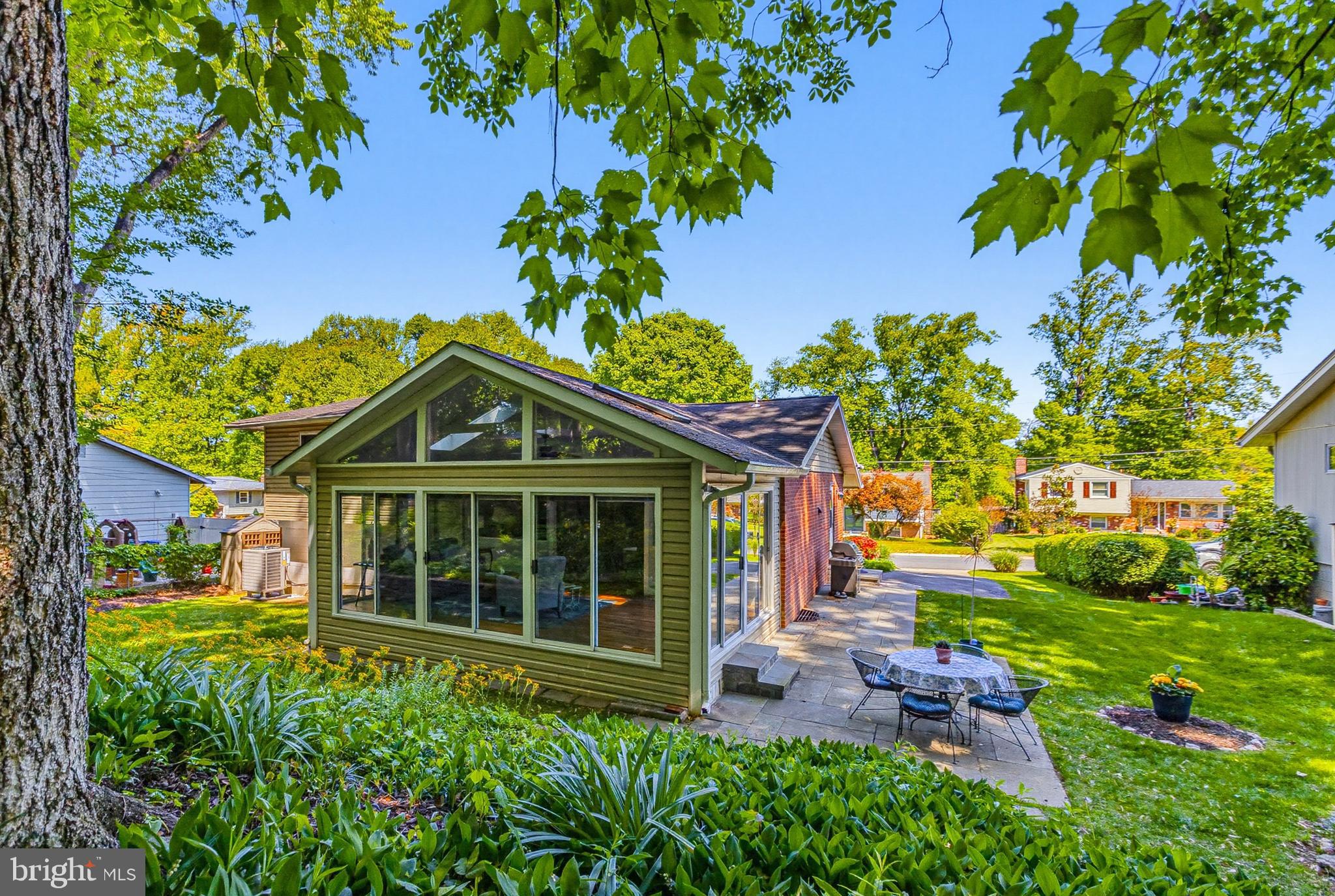BEL PRE WOODS - Residential