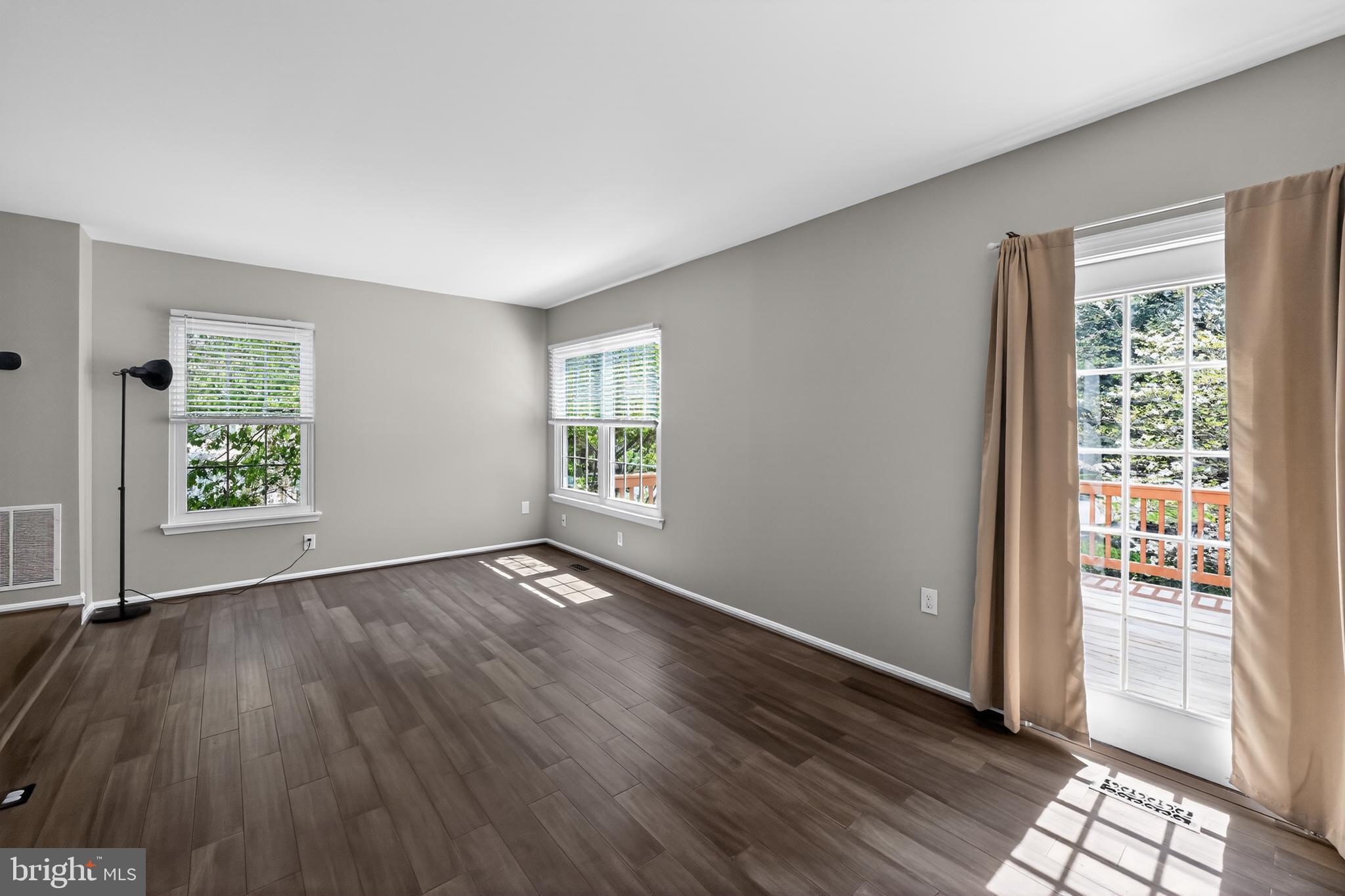 GUNNERS LAKE VILLAGE - Residential