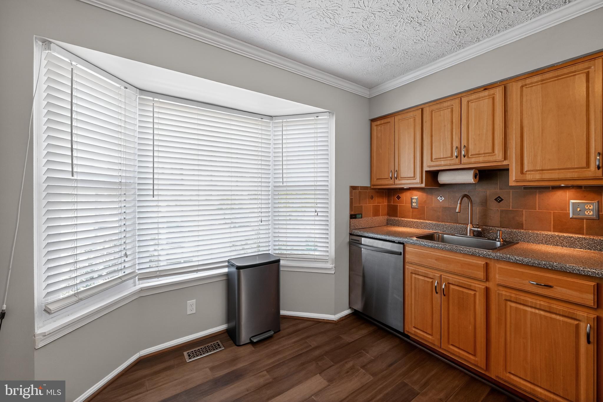 GUNNERS LAKE VILLAGE - Residential