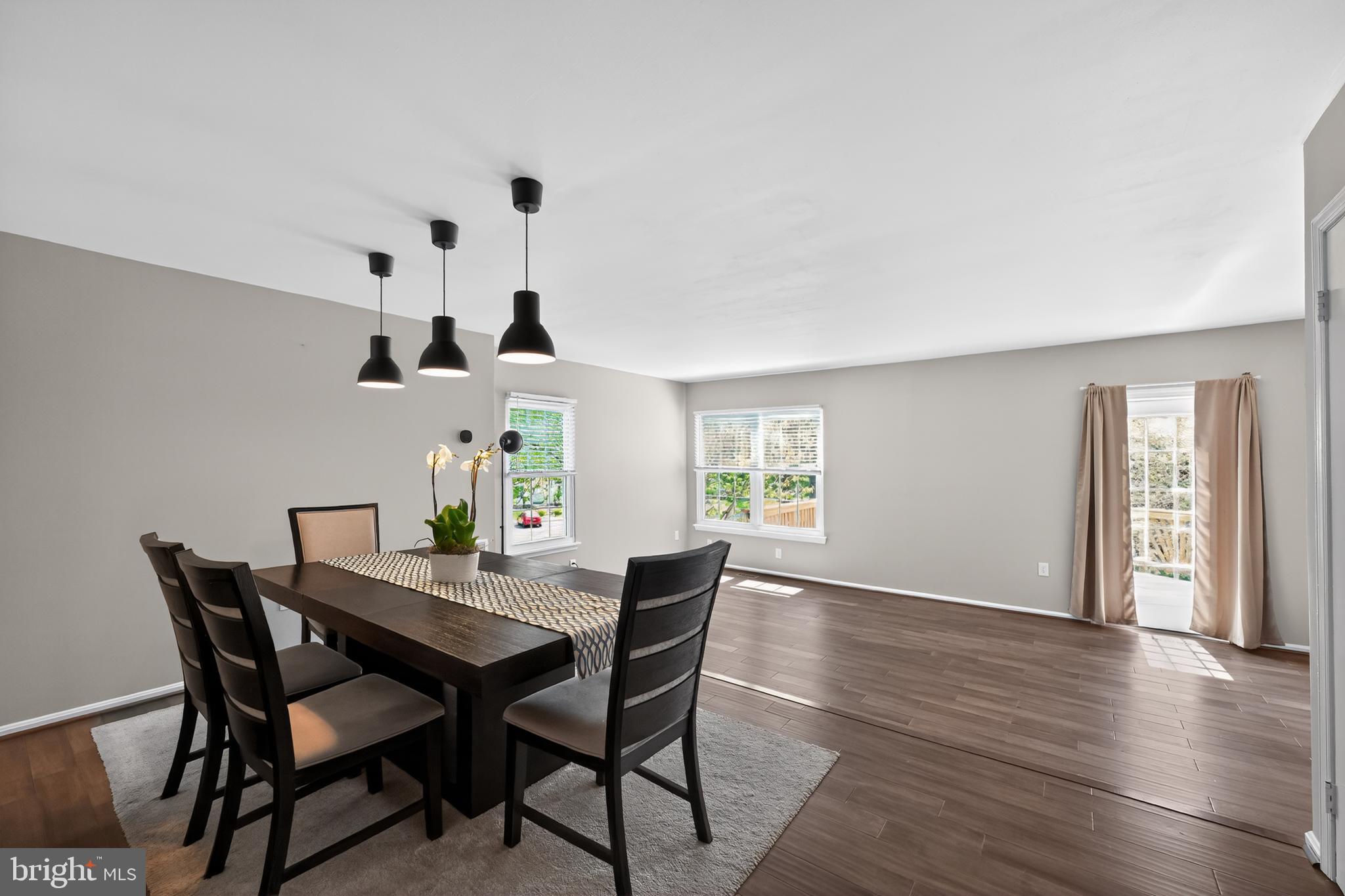 GUNNERS LAKE VILLAGE - Residential