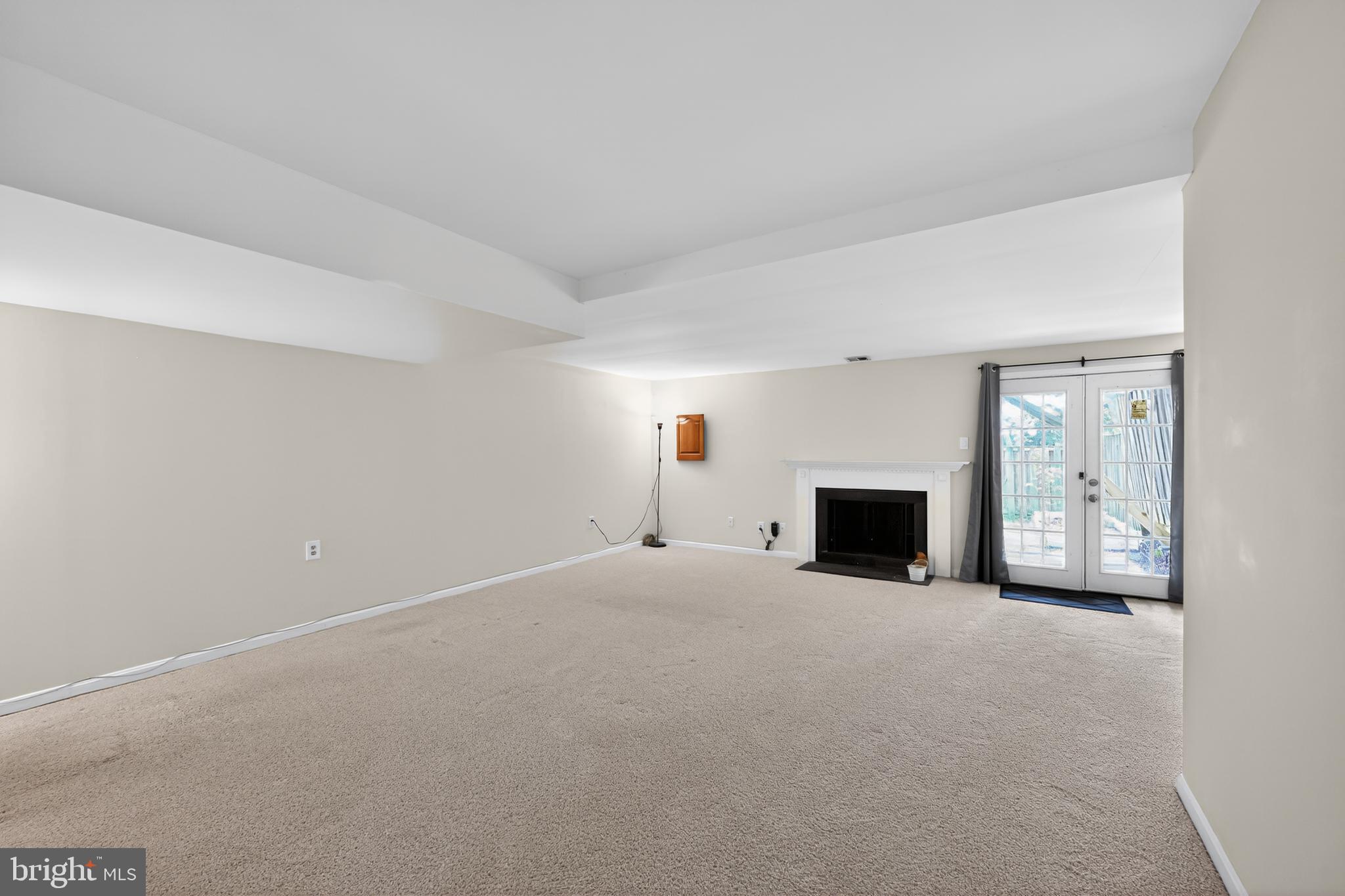 GUNNERS LAKE VILLAGE - Residential