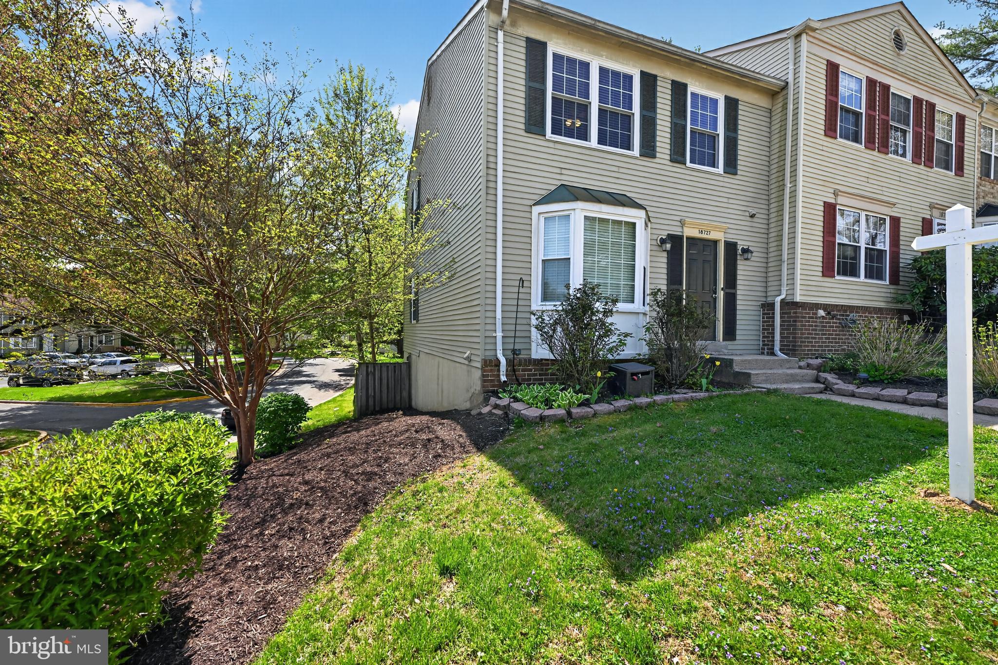 GUNNERS LAKE VILLAGE - Residential