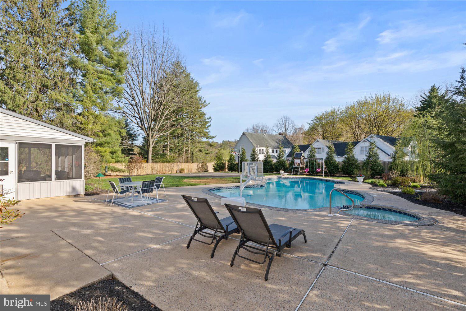 WETHERBURN - Residential