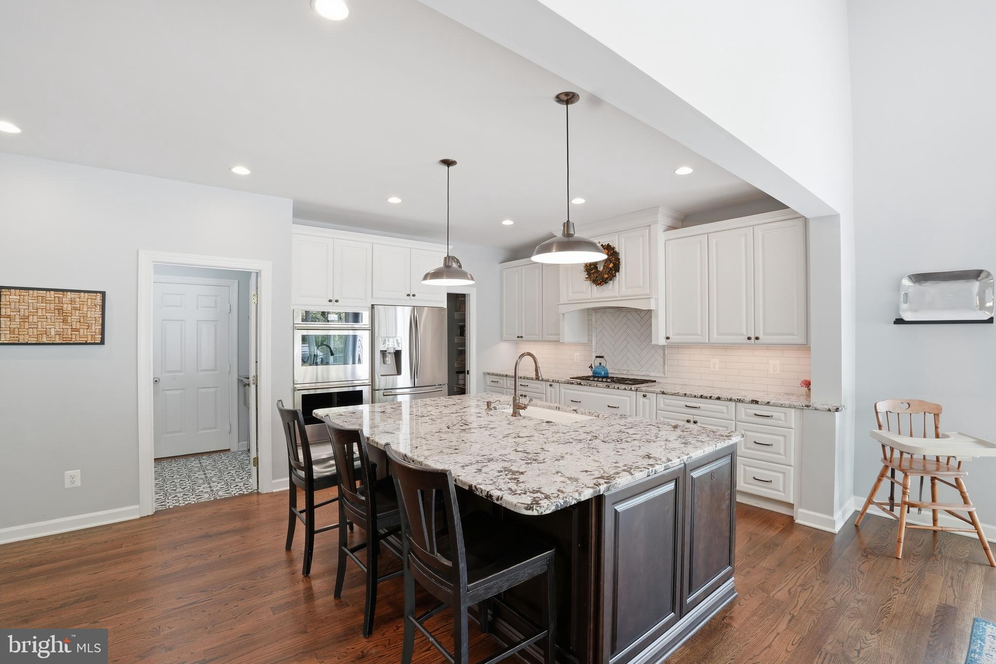 SOMERSET - Residential