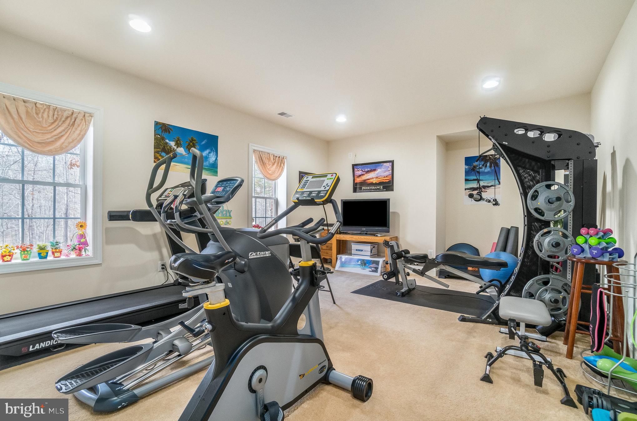 RUNNING CREEK - Residential