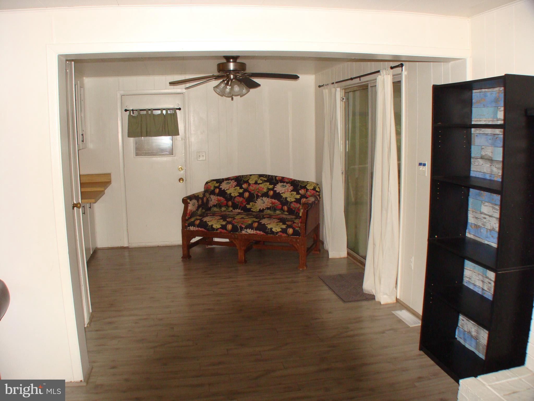 DRUM POINT - Residential Lease