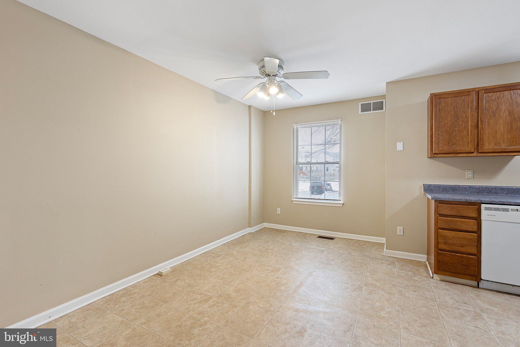 MIDDLETOWN VILLAGE - Residential