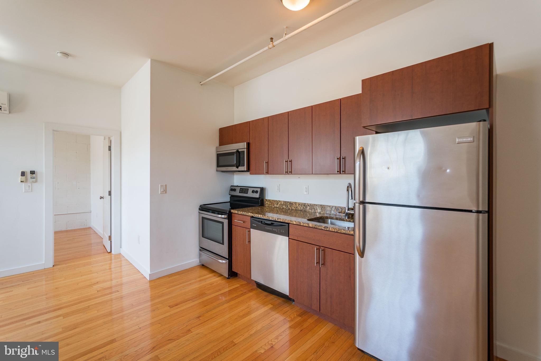 MANAYUNK - Residential Lease