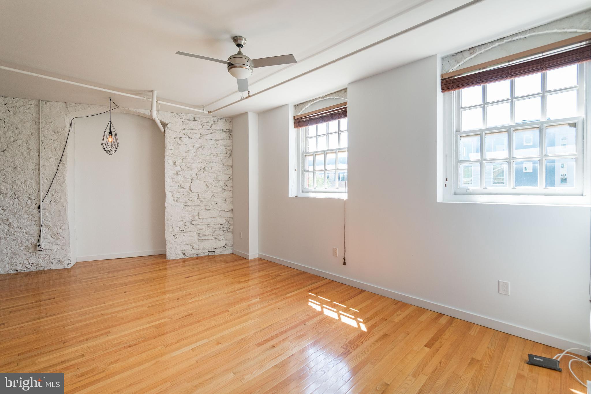 MANAYUNK - Residential Lease