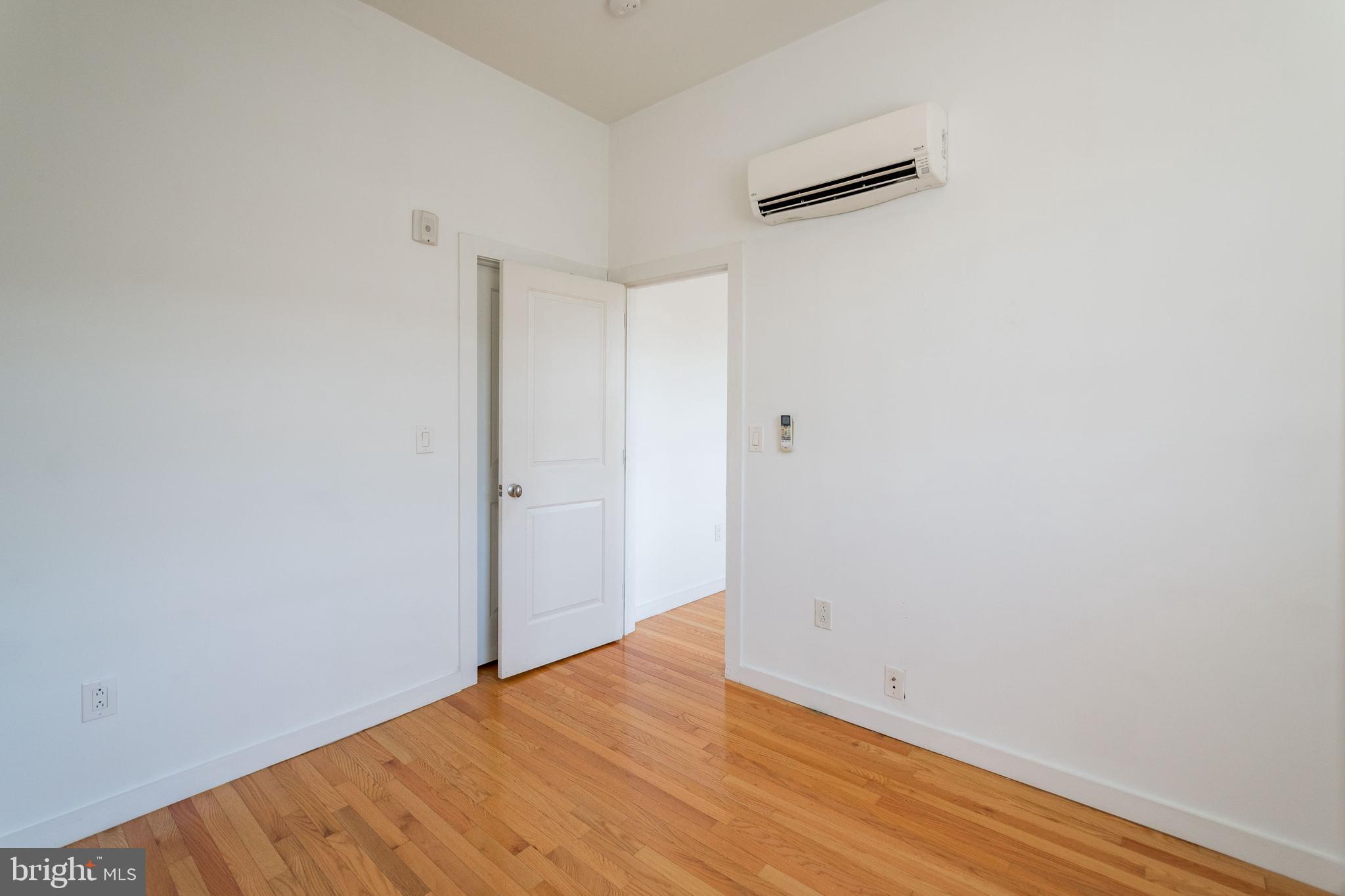 MANAYUNK - Residential Lease