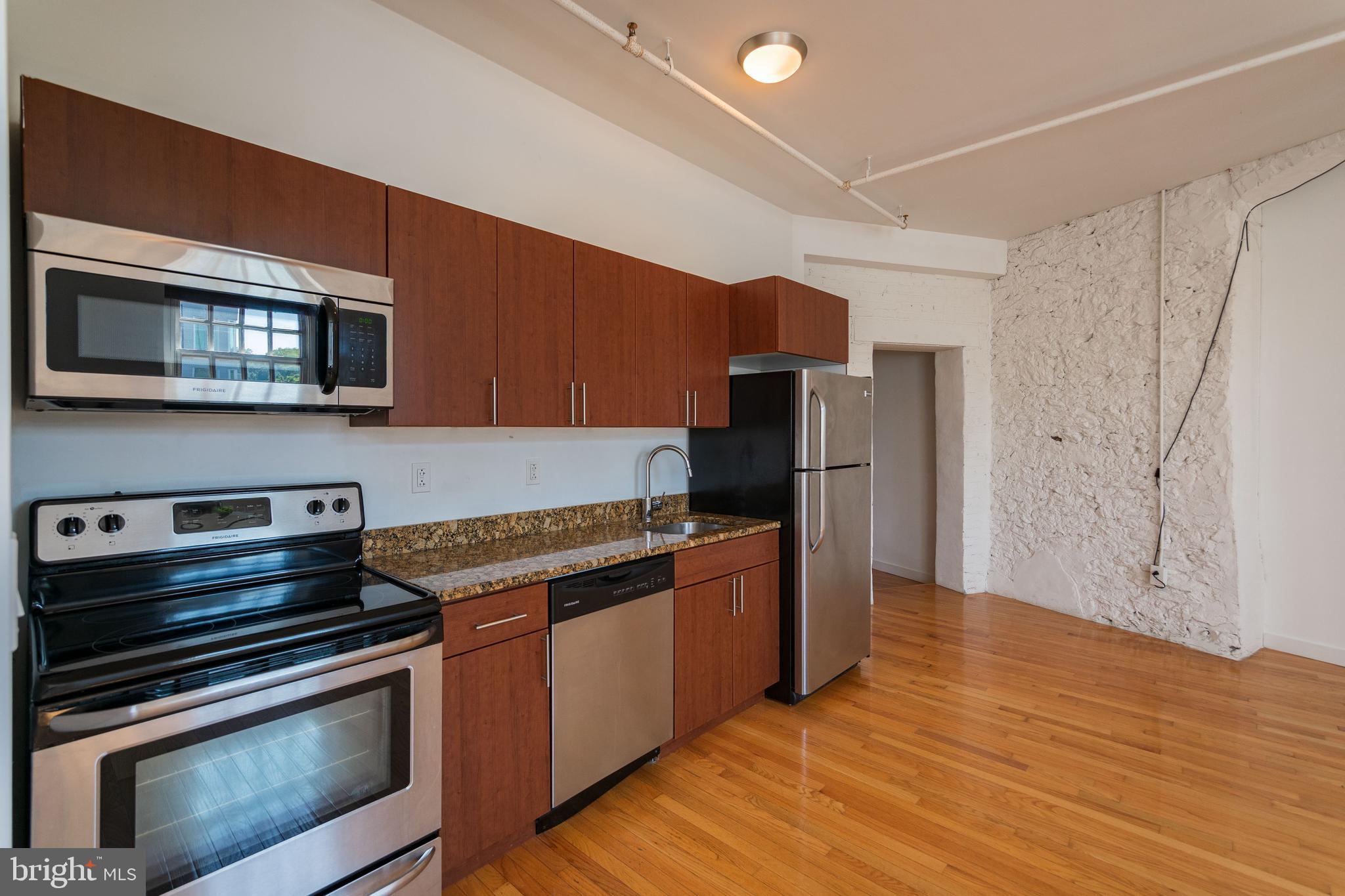 MANAYUNK - Residential Lease