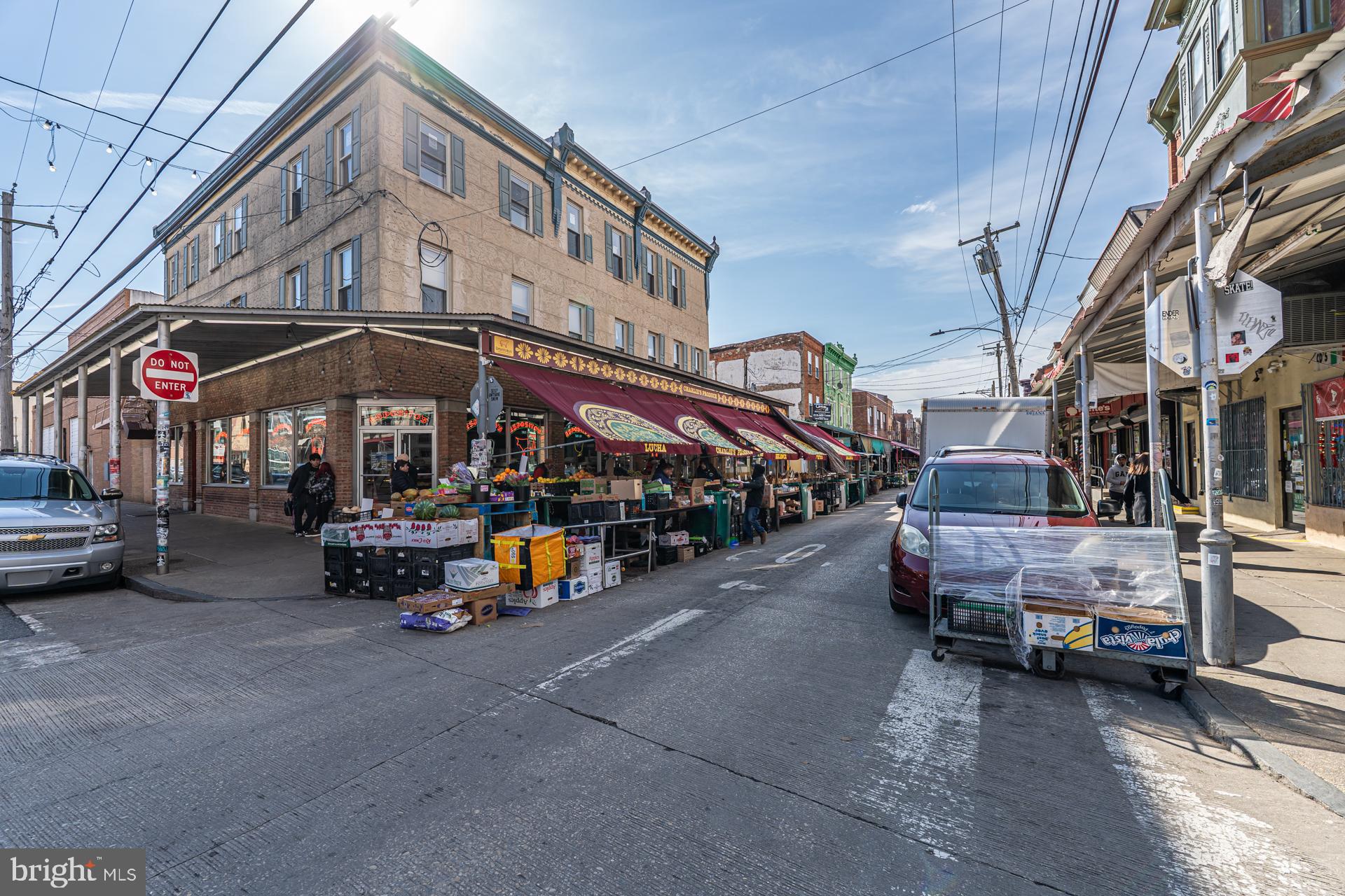ITALIAN MARKET - Residential Income