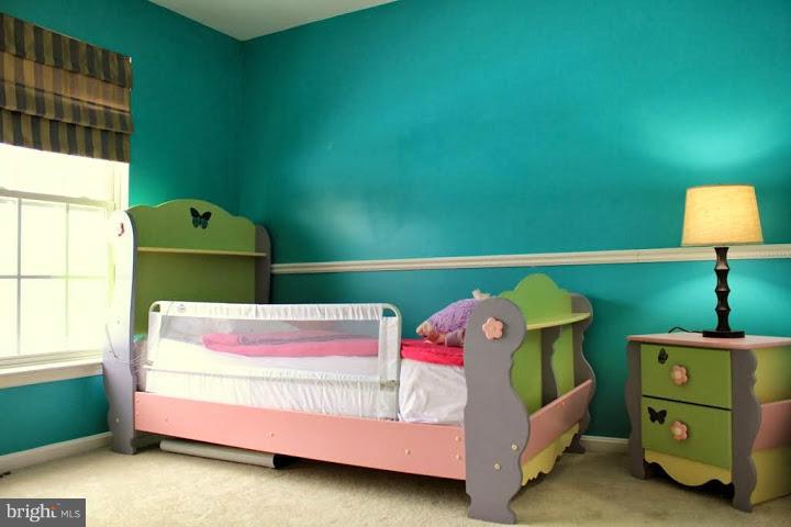 HILLSIDE TERRACE - Residential