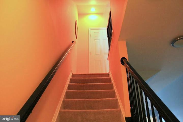 HILLSIDE TERRACE - Residential