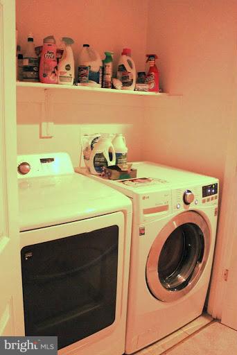 HILLSIDE TERRACE - Residential