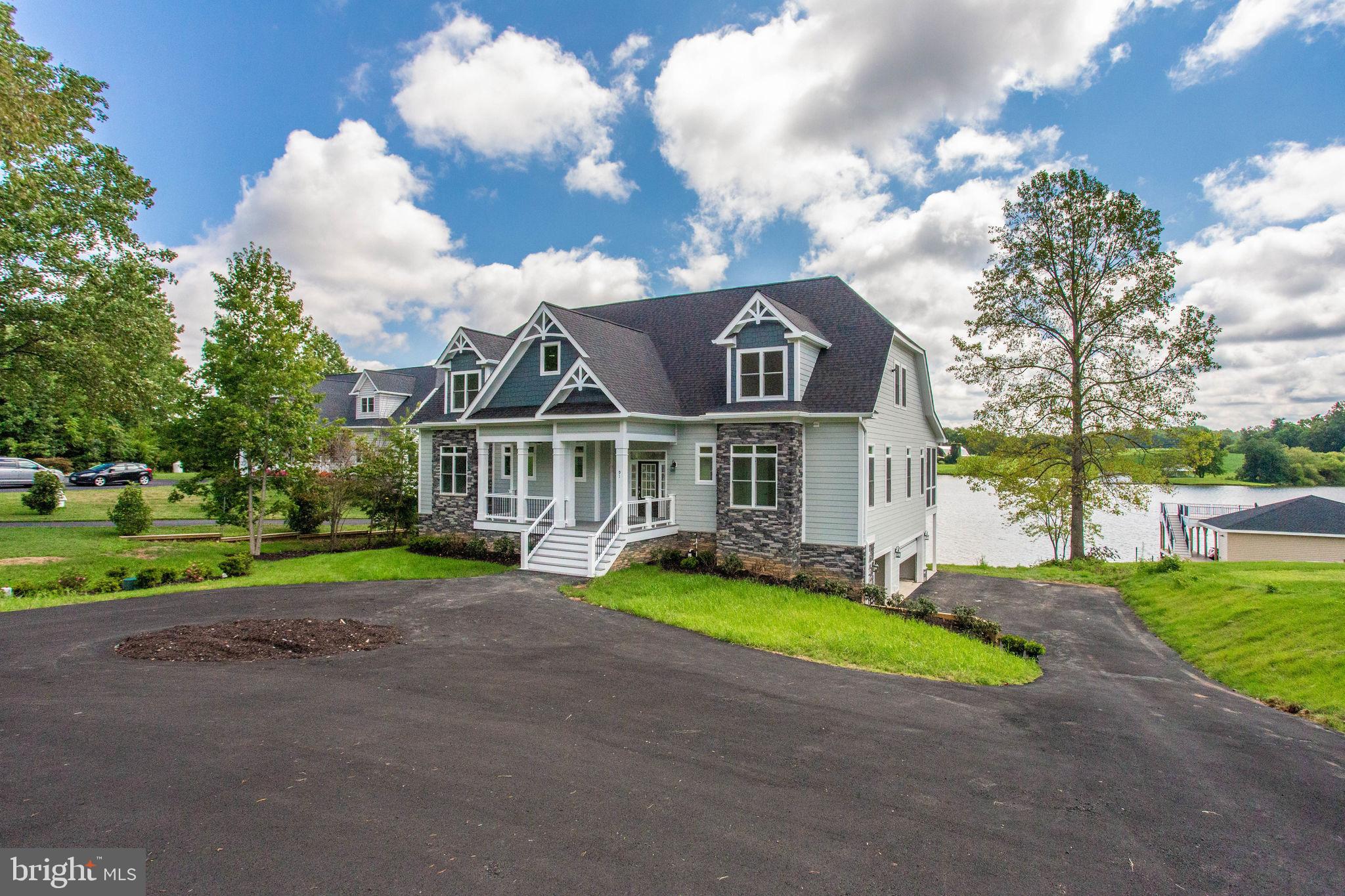 SUMMERVIEW POINT - Residential