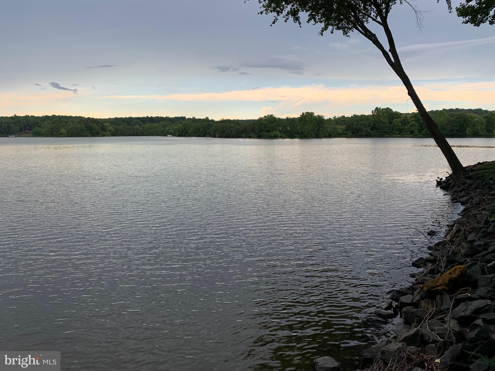 SUMMERVIEW POINT - Residential