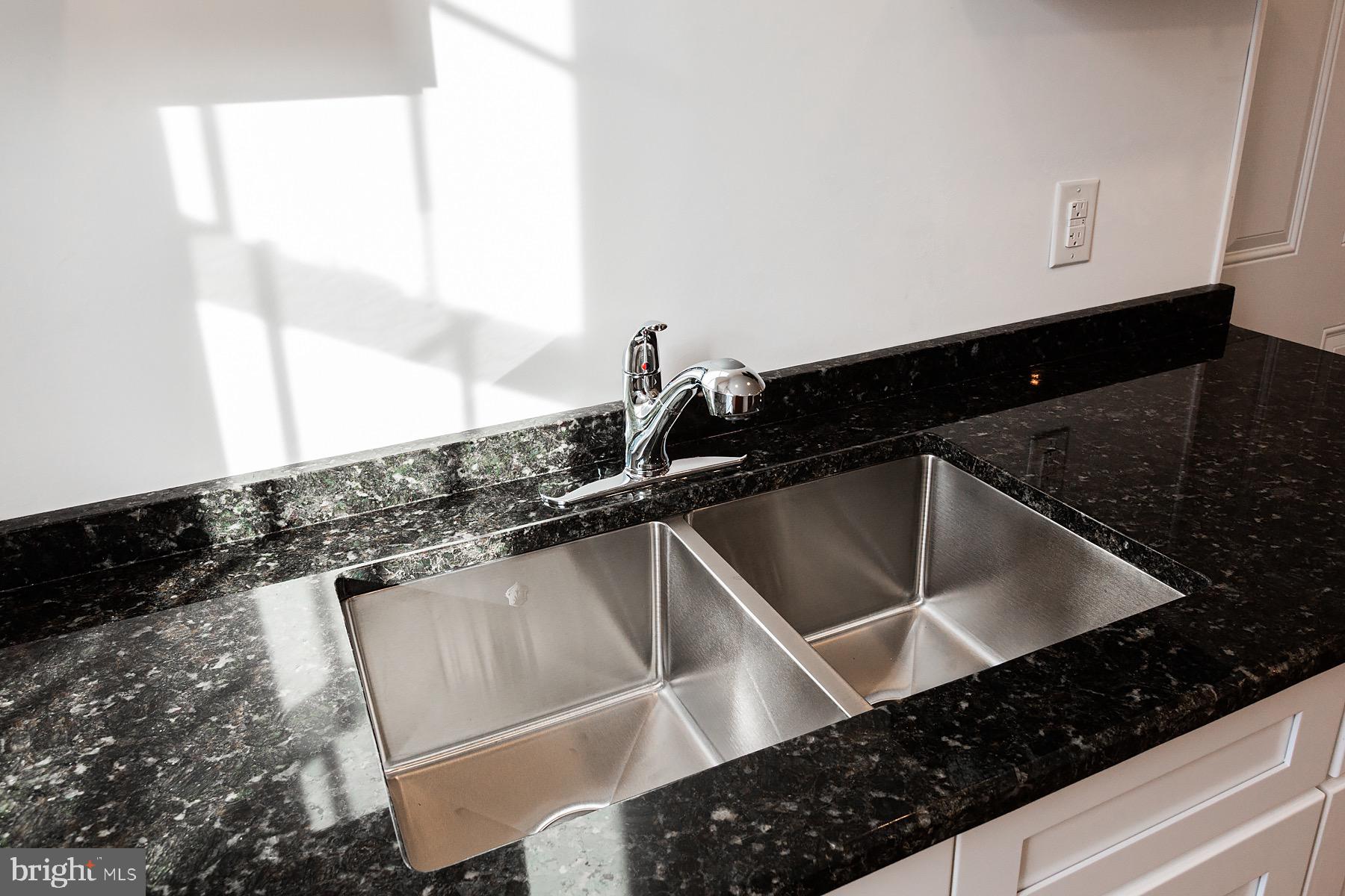 LANCASTER - Residential