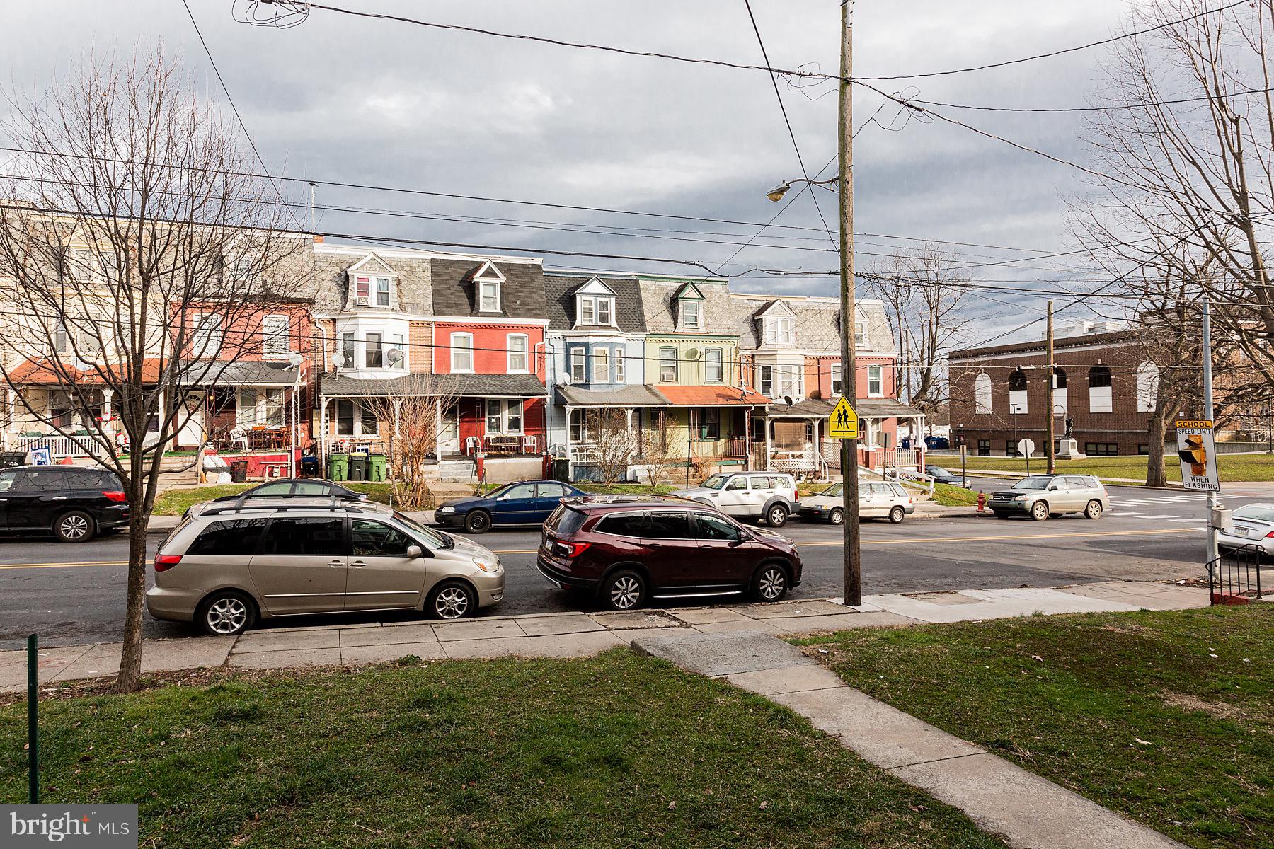 LANCASTER - Residential