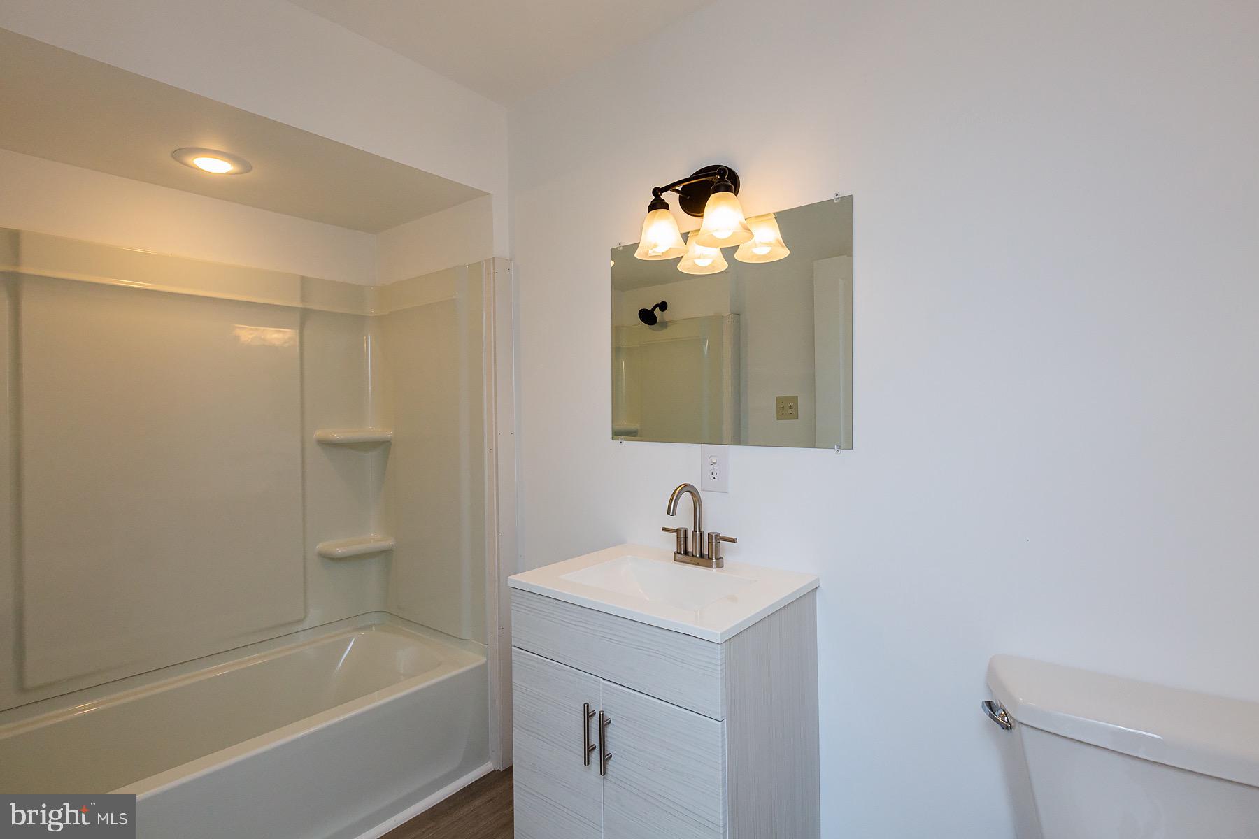 LANCASTER - Residential