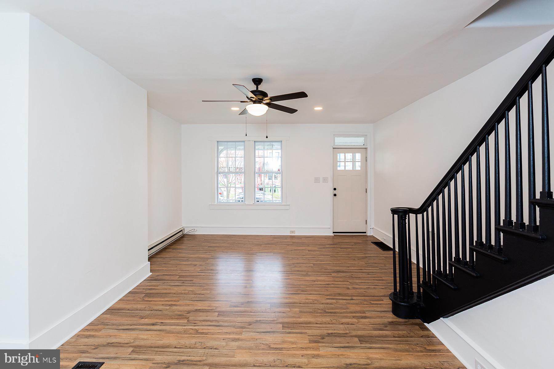 LANCASTER - Residential