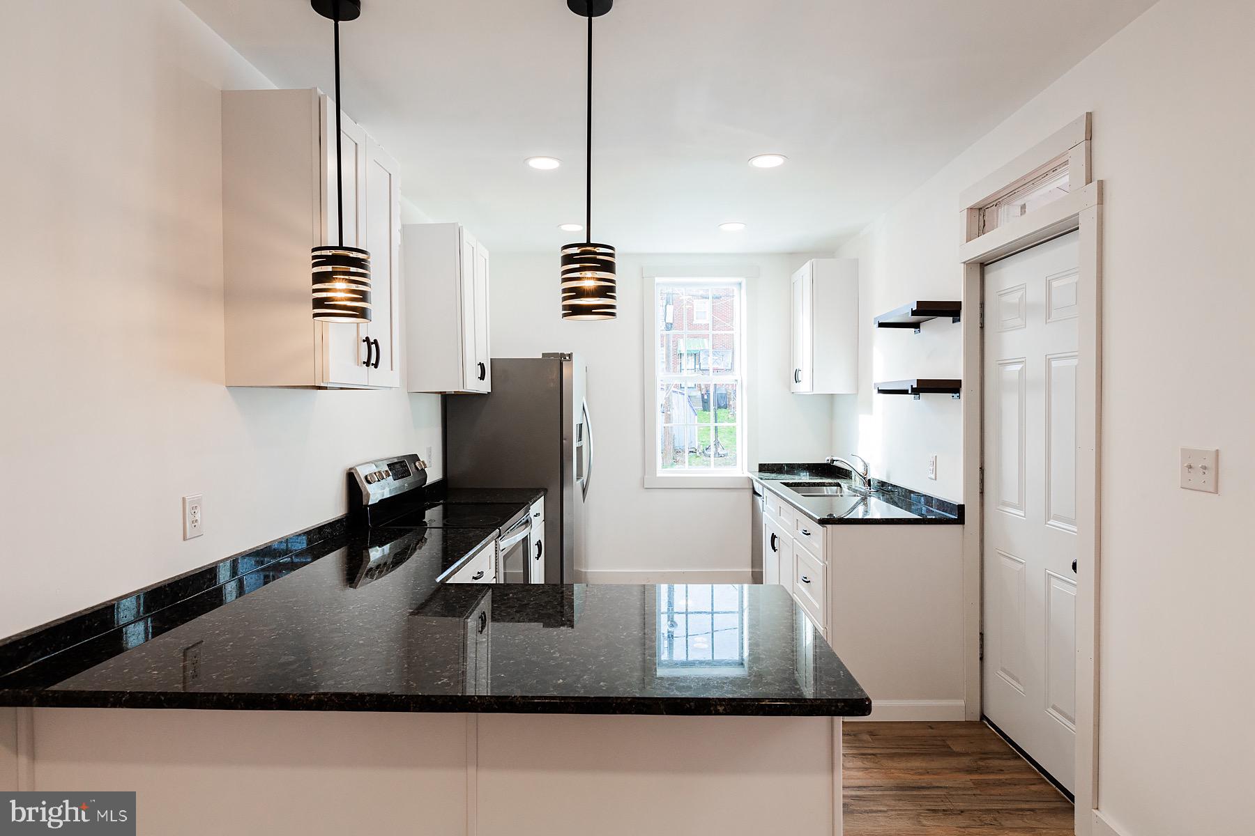 LANCASTER - Residential