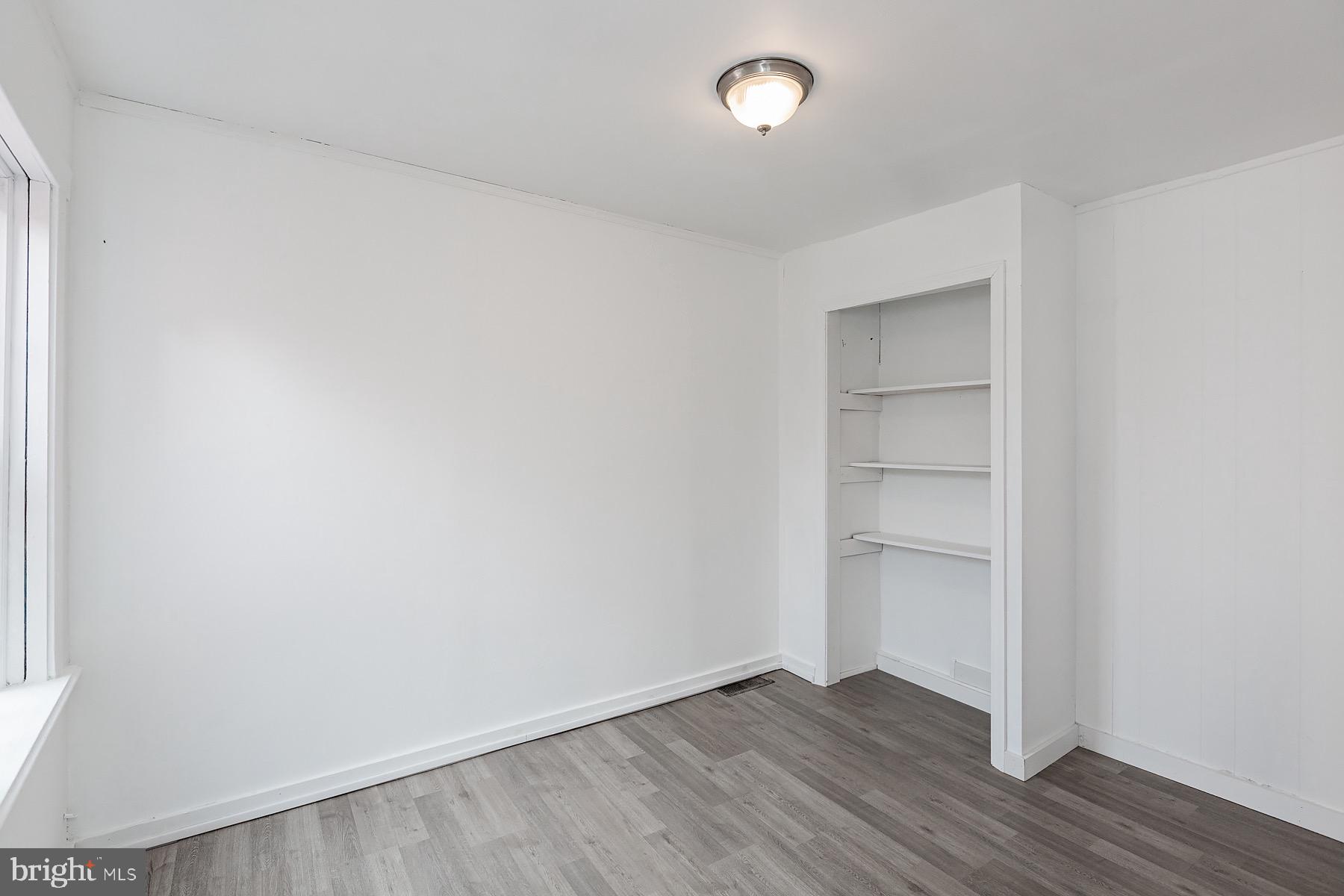 LANCASTER - Residential