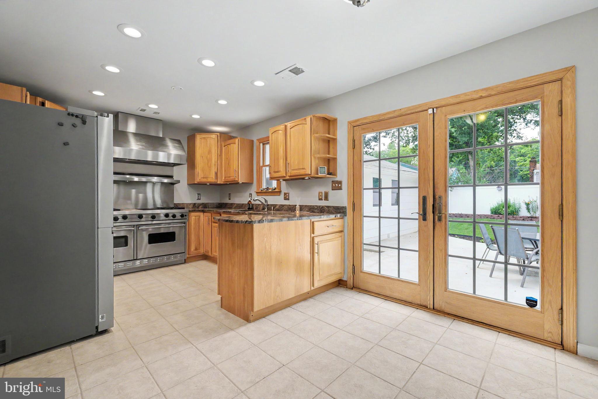 3128 WAYNE ROAD