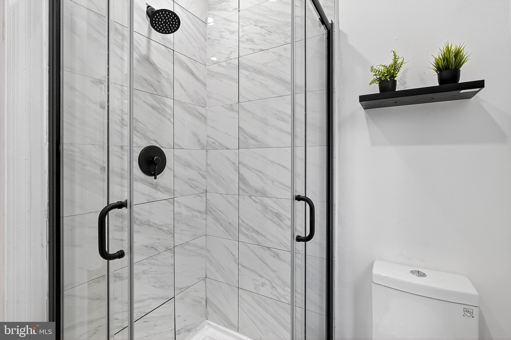 STRAWBERRY MANSION - Residential