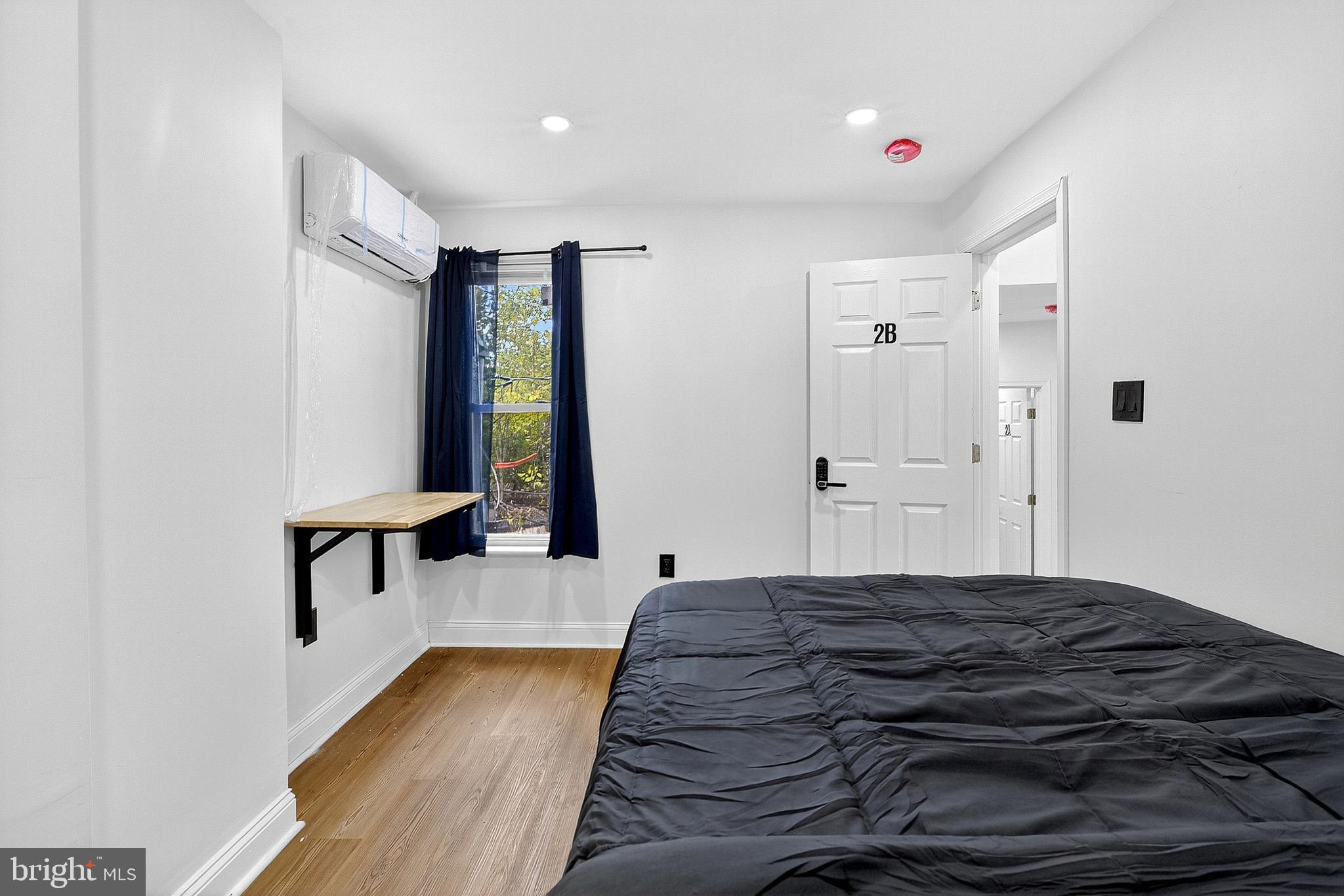 STRAWBERRY MANSION - Residential