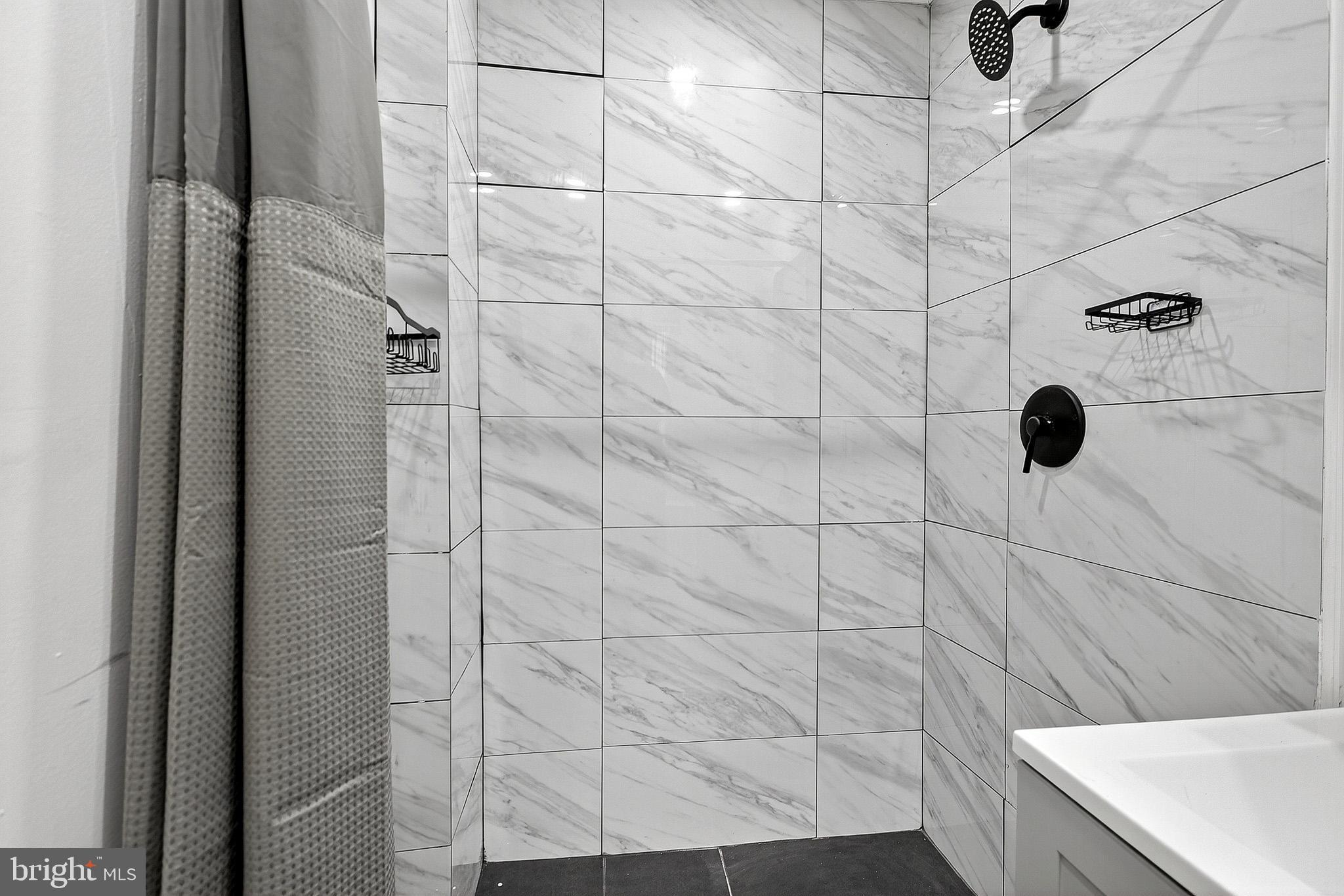 STRAWBERRY MANSION - Residential