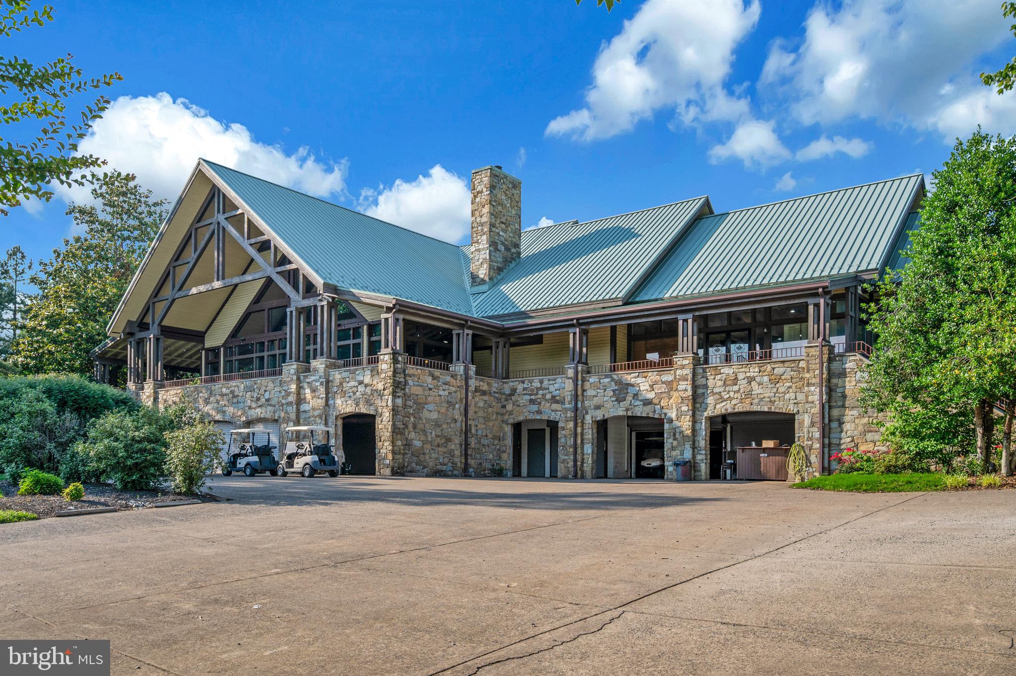 AUGUSTINE NORTH - Residential