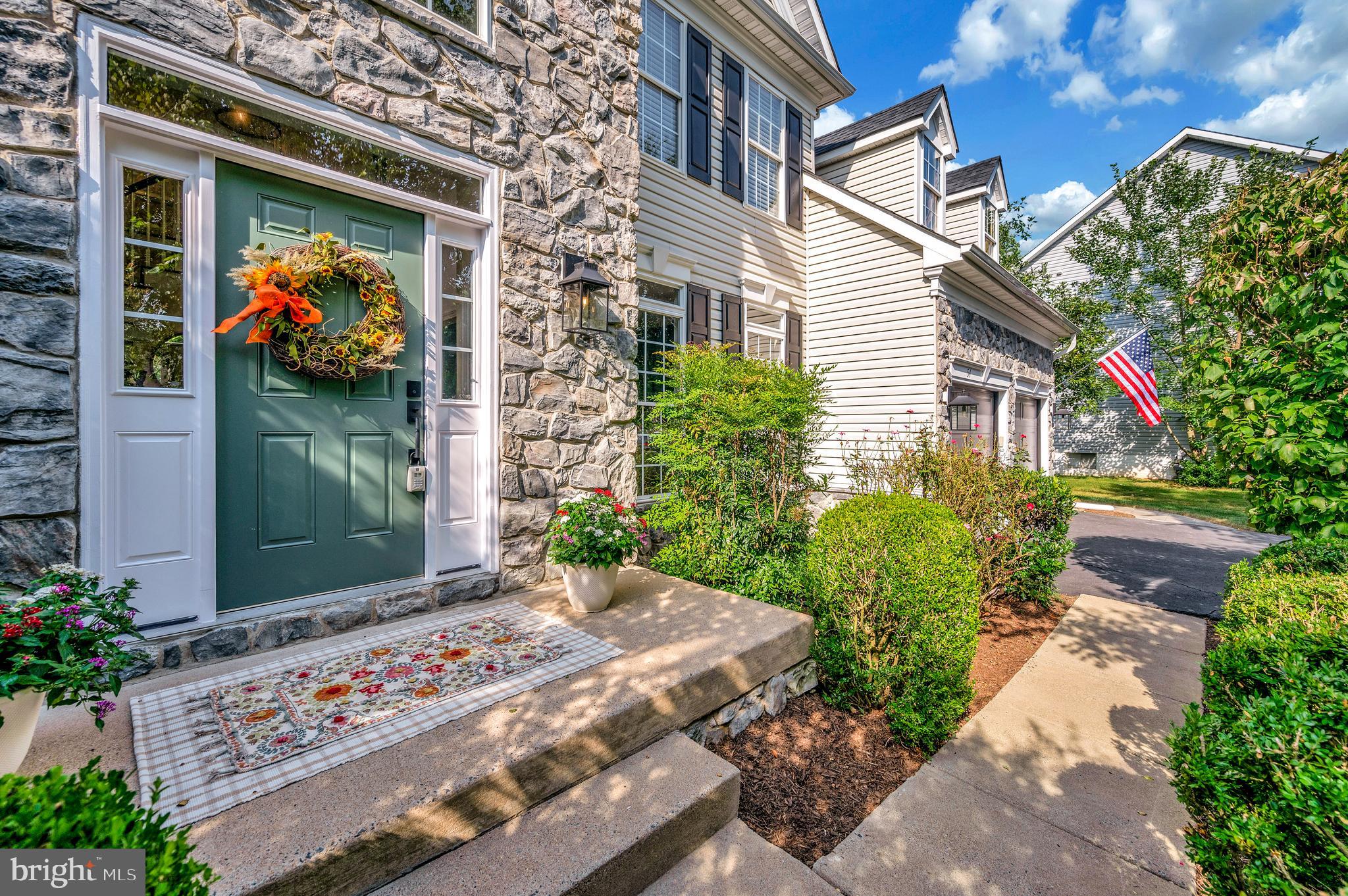 54 LIGHTFOOT DRIVE
