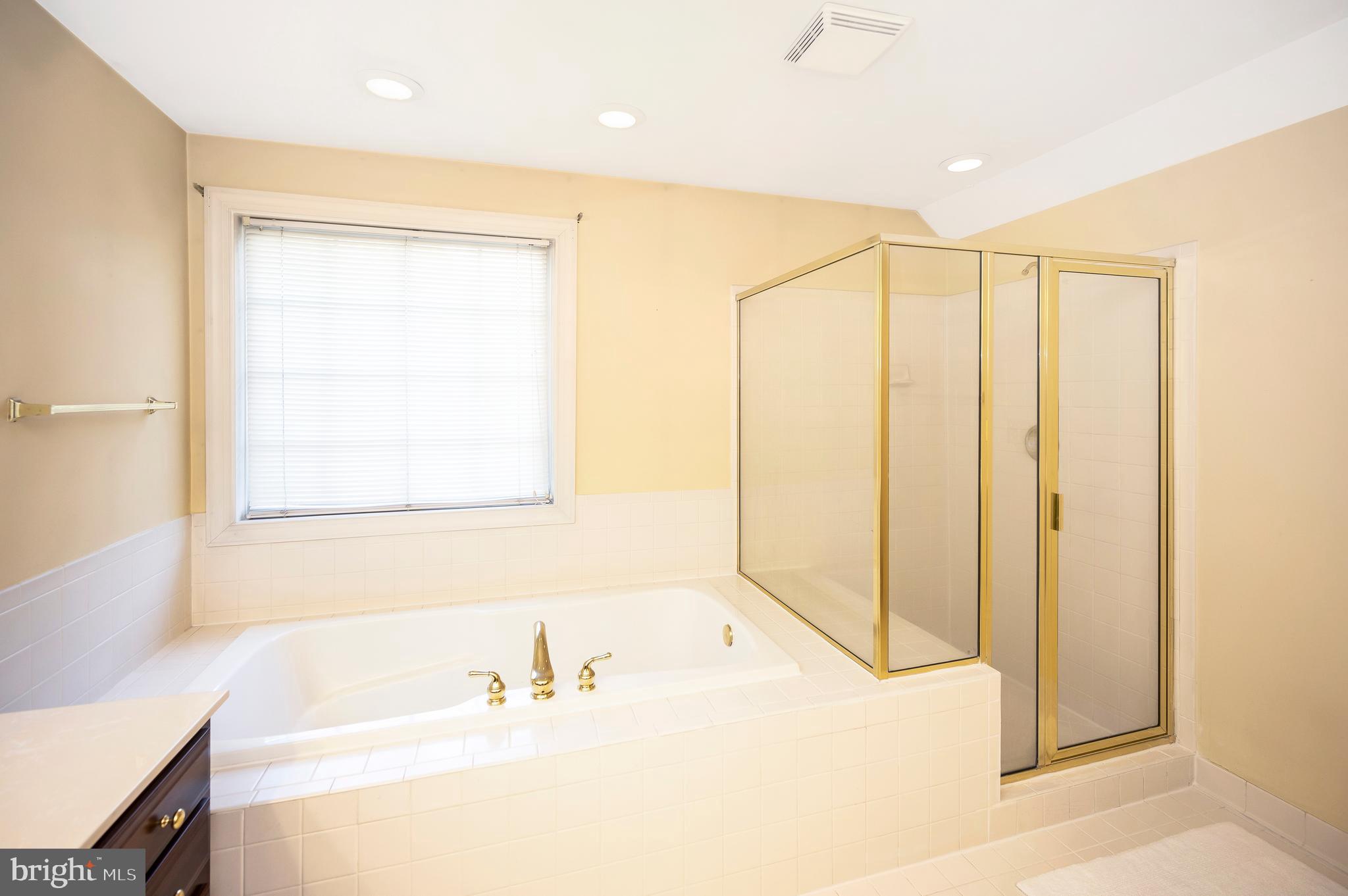 AUGUSTINE NORTH - Residential