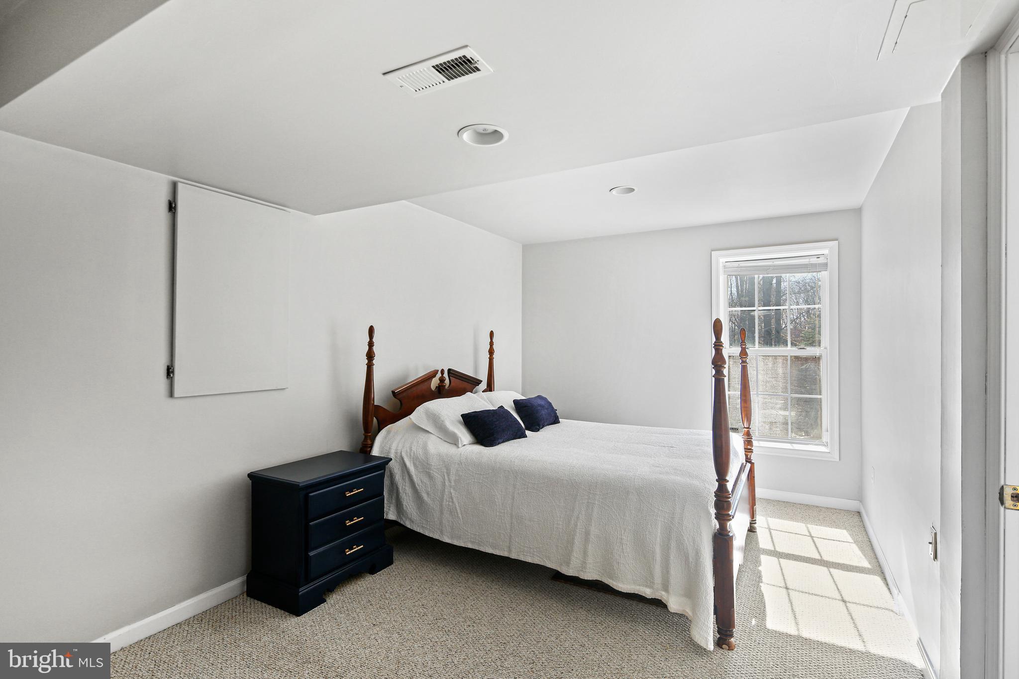 AUTUMN VIEW - Residential