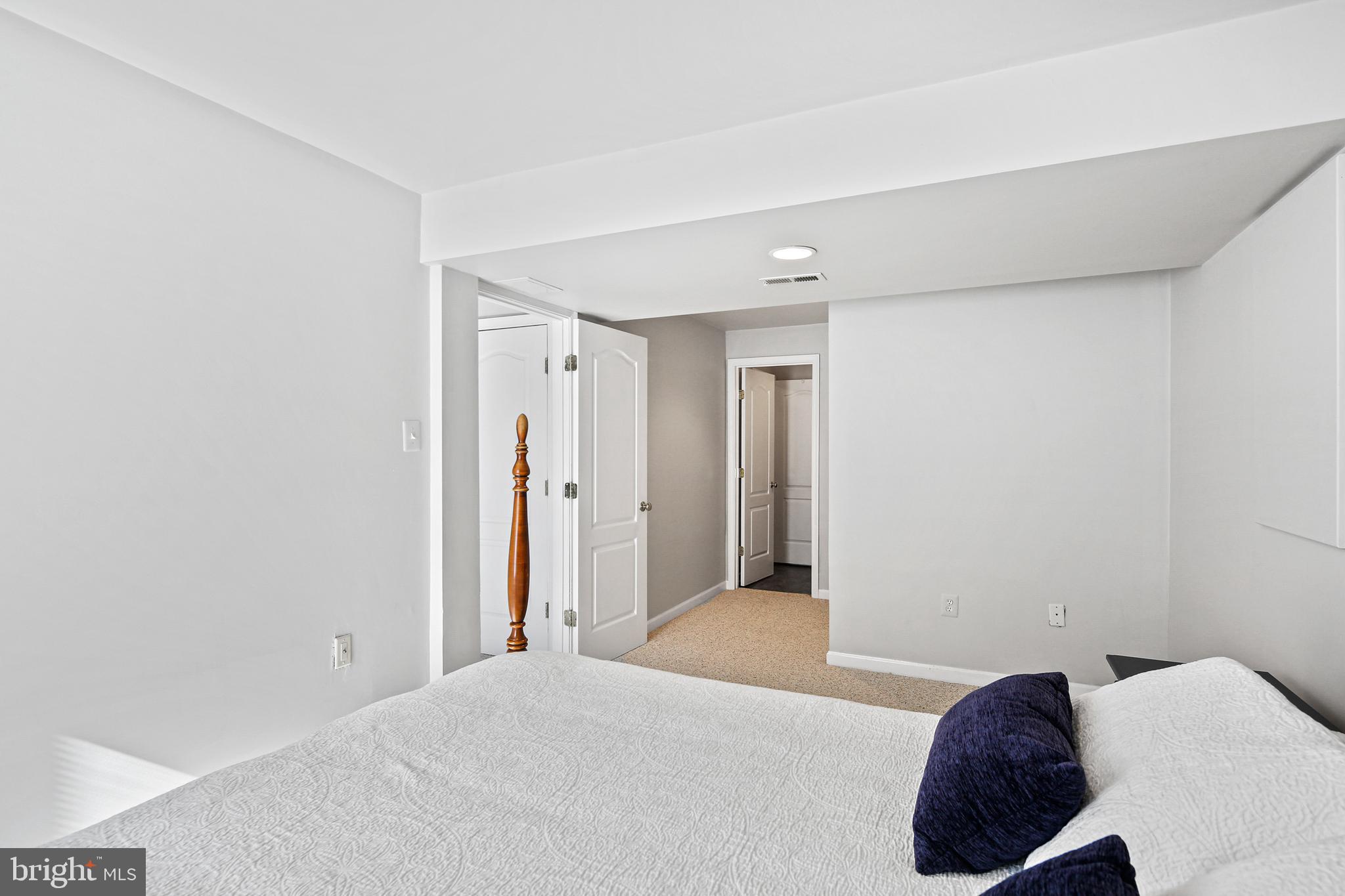 AUTUMN VIEW - Residential