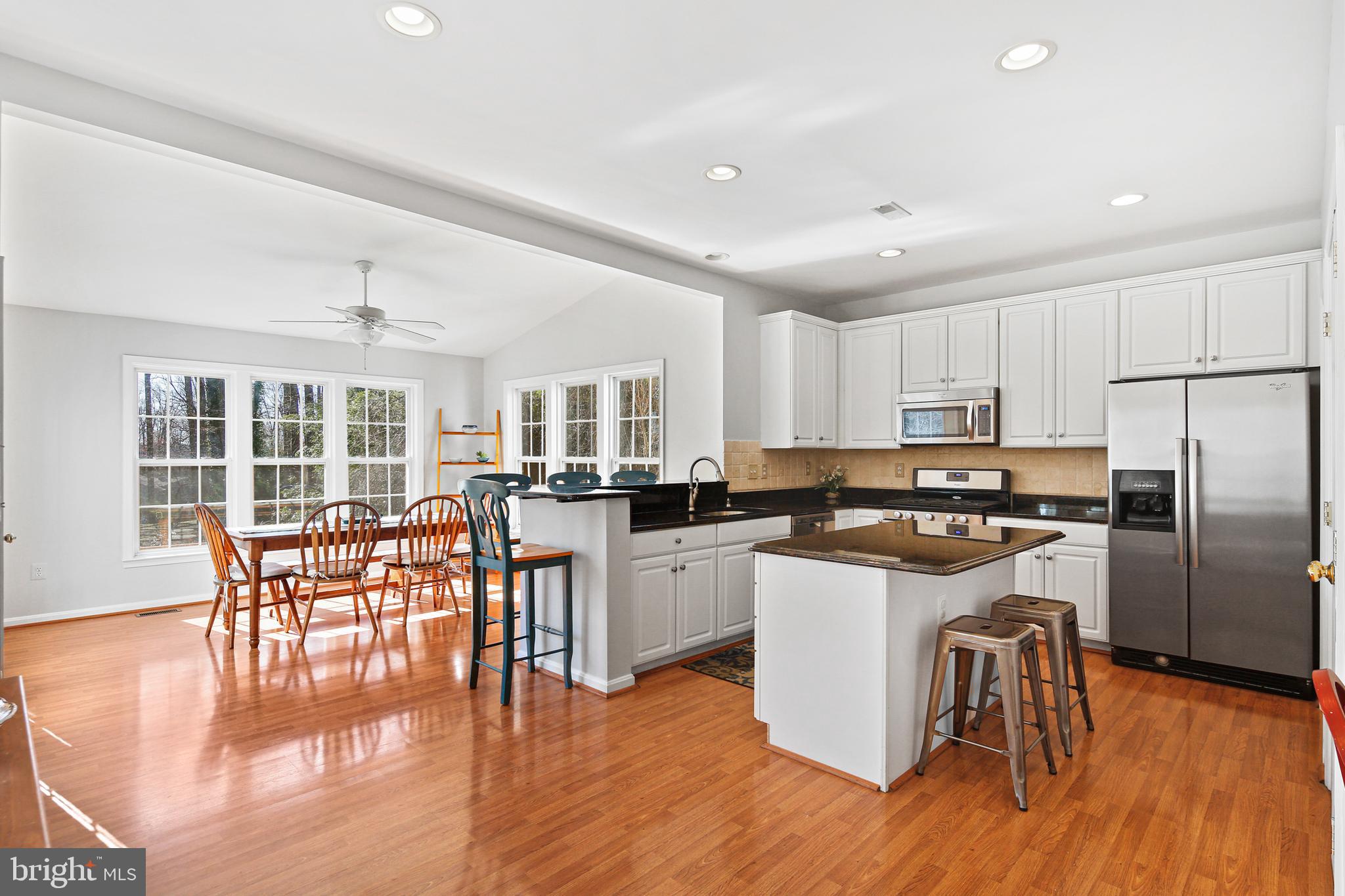 AUTUMN VIEW - Residential