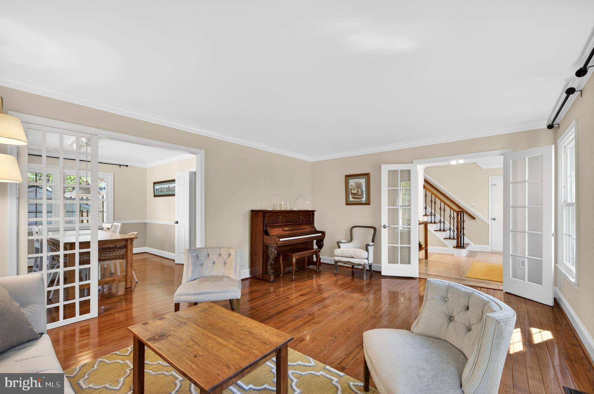 SOUTH RUN OAKS - Residential